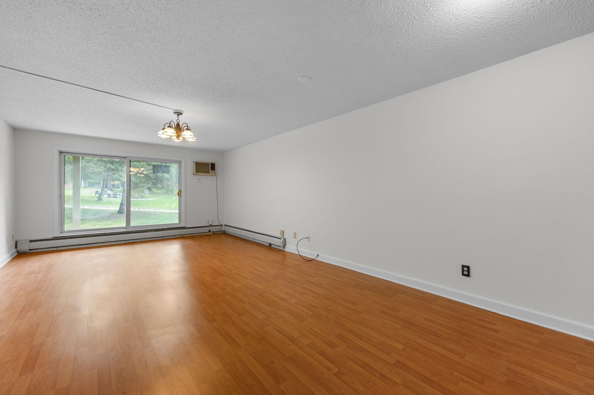 1700 Four Oaks Road Unit: 118