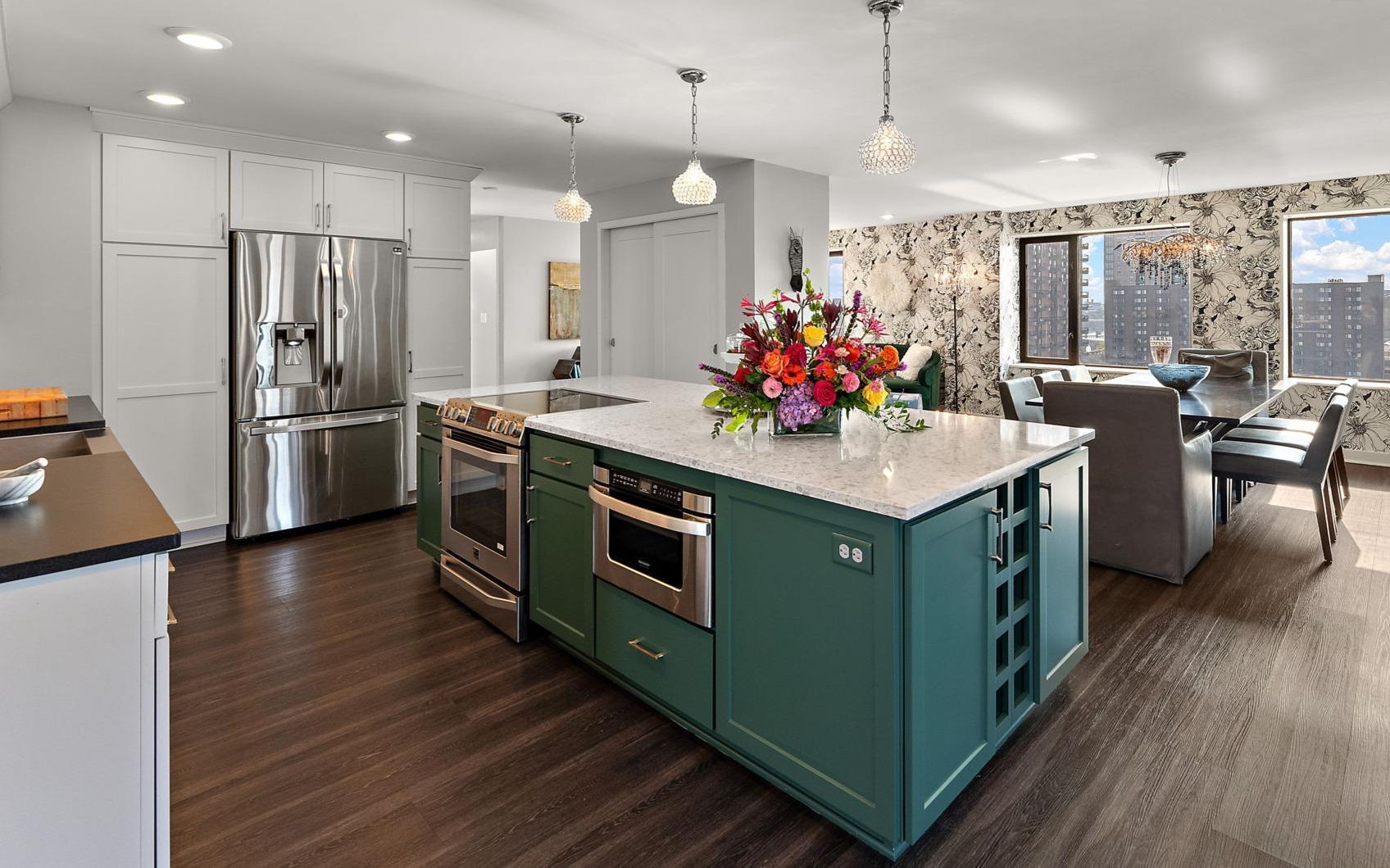 15 S 1st Street Unit: A1502