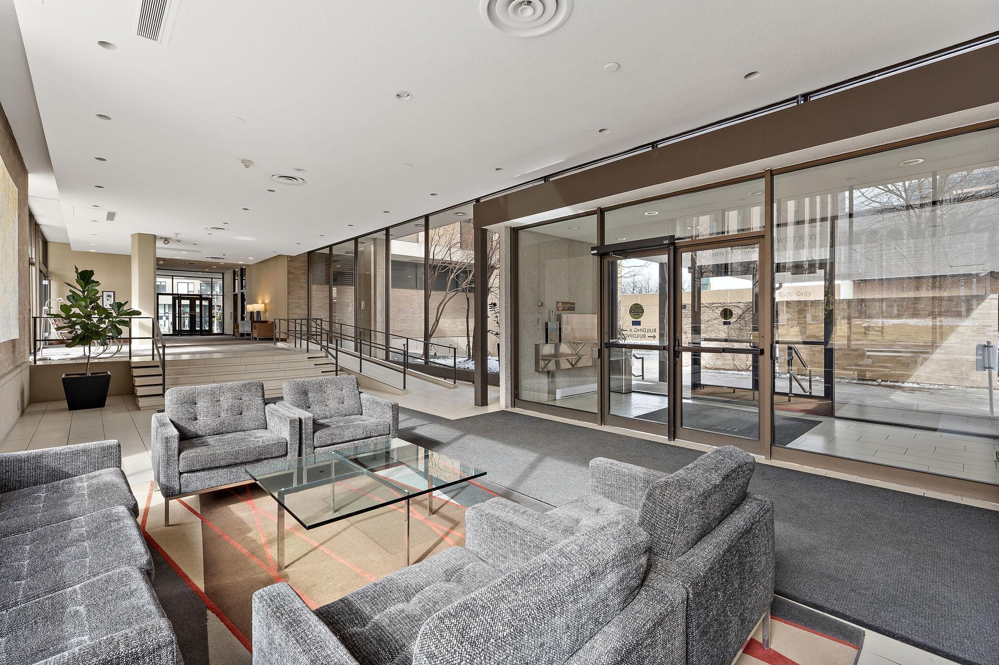 15 S 1st Street Unit: A1502