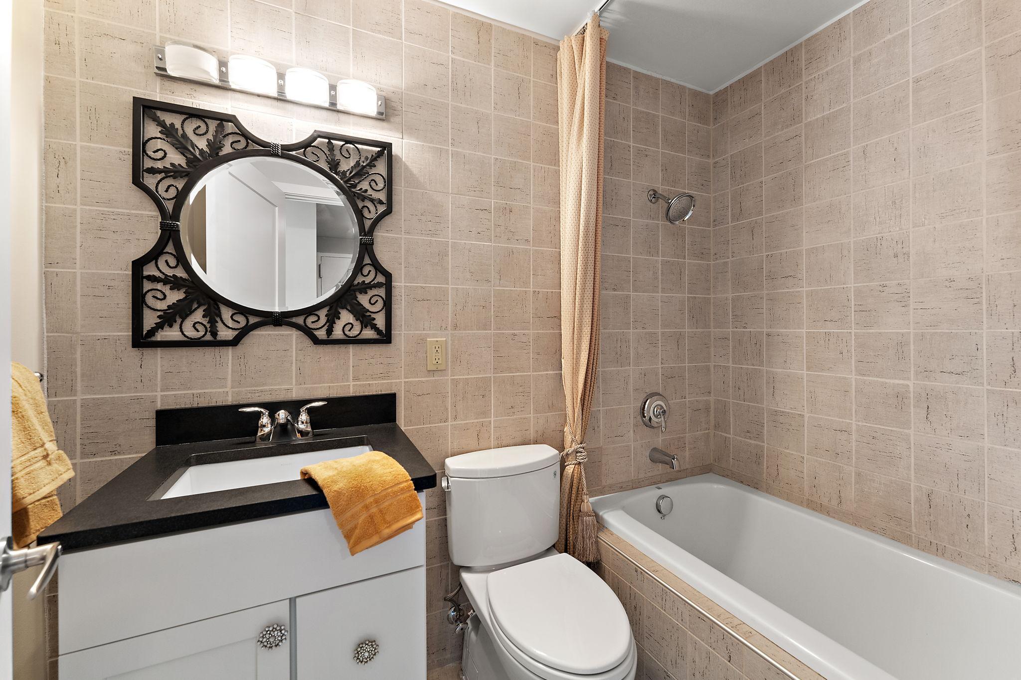 15 S 1st Street Unit: A1502