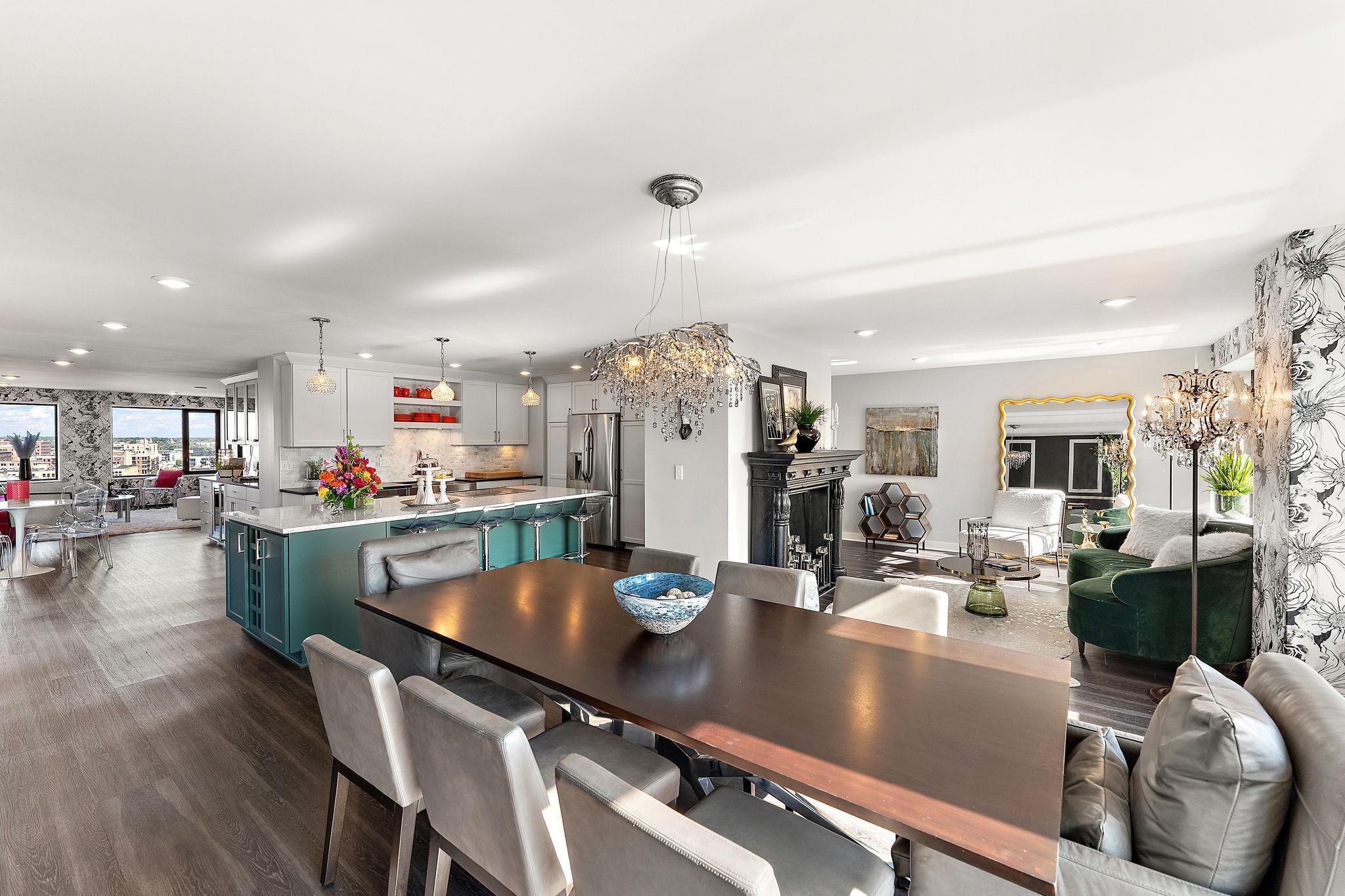 15 S 1st Street Unit: A1502