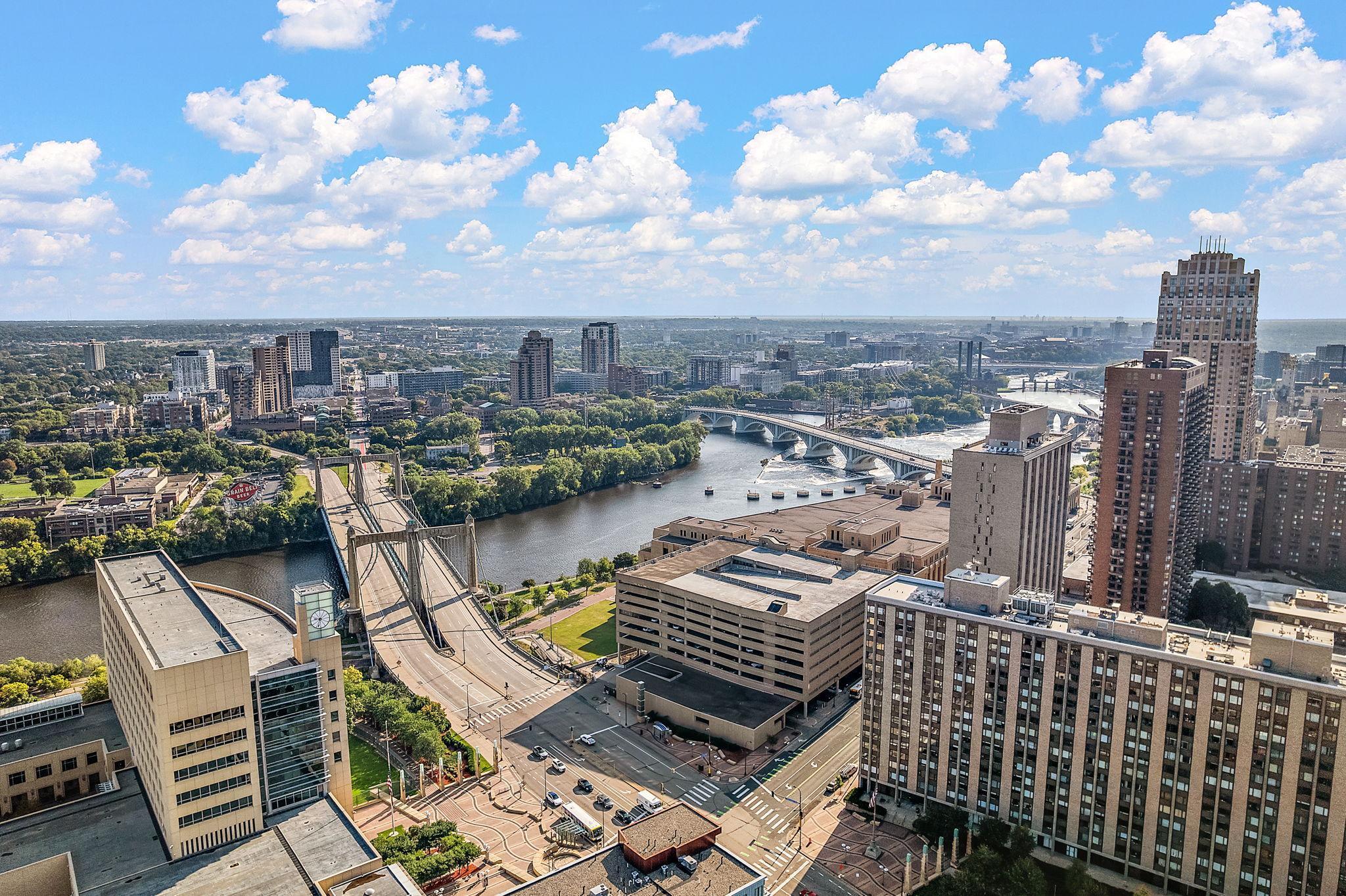 15 S 1st Street Unit: A1502