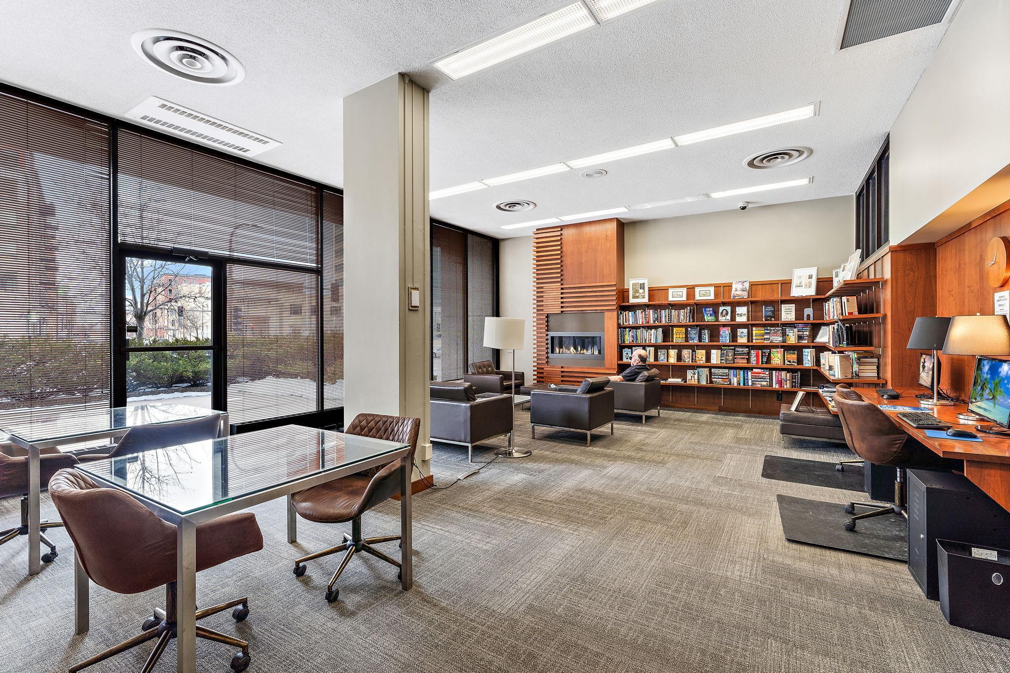 15 S 1st Street Unit: A1502