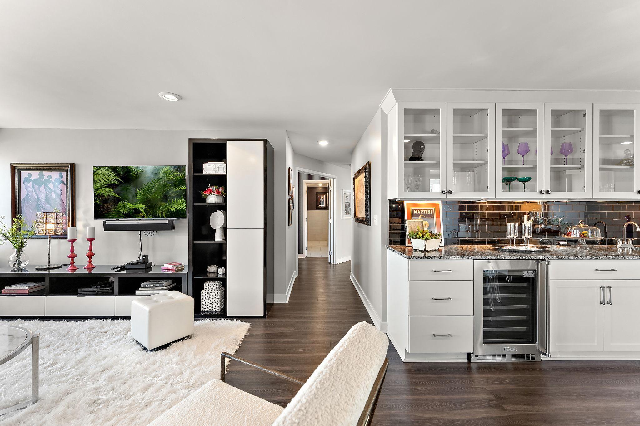 15 S 1st Street Unit: A1502