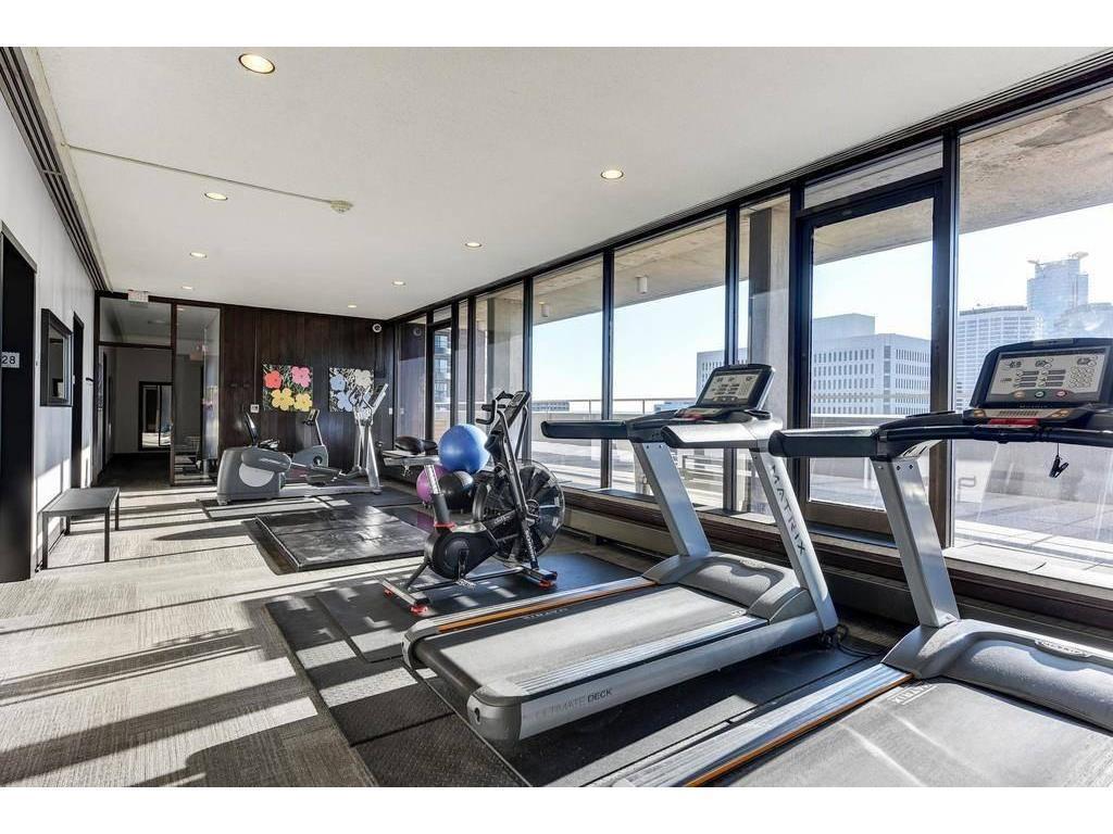 15 S 1st Street Unit: A1502