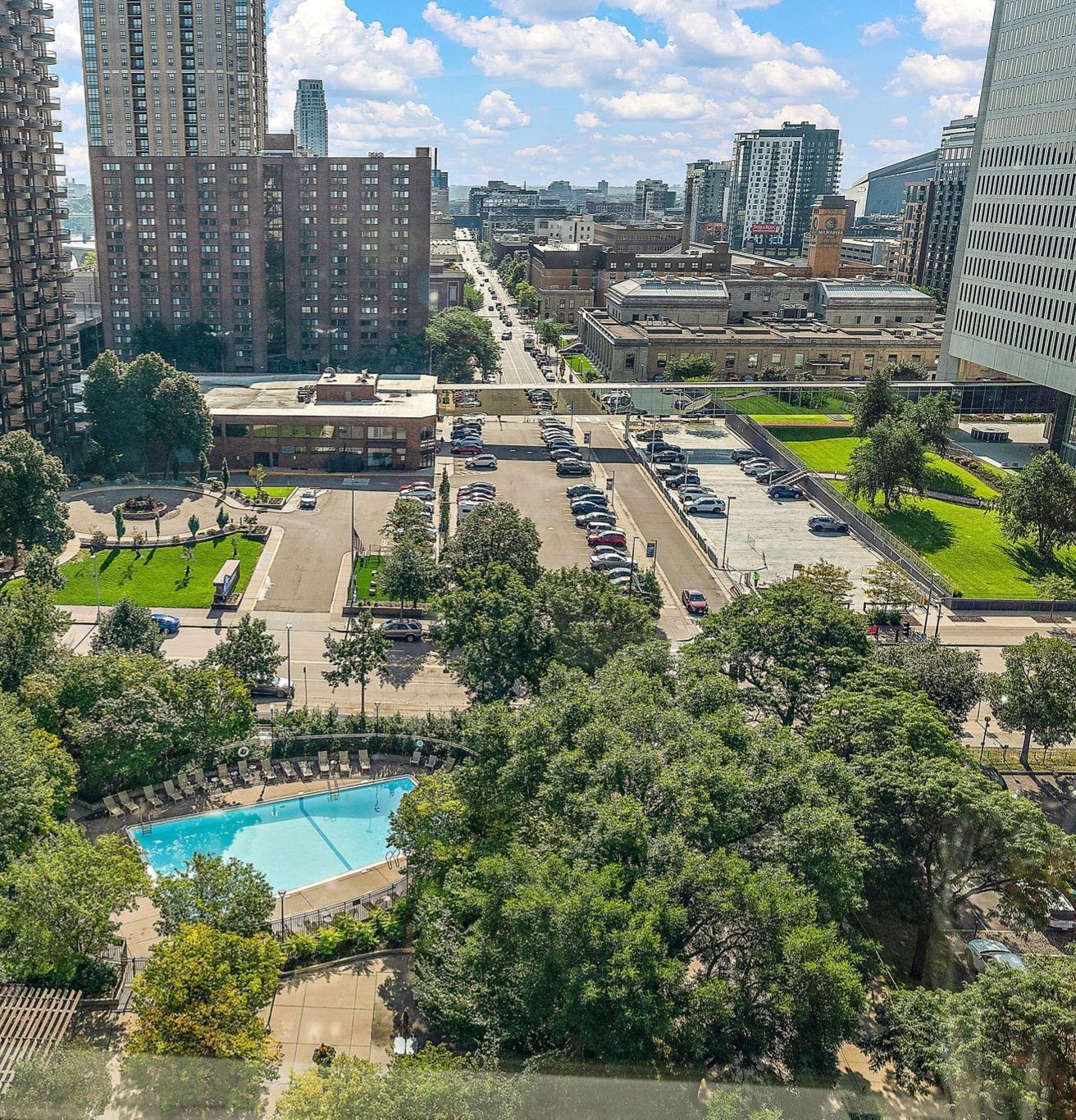 15 S 1st Street Unit: A1502