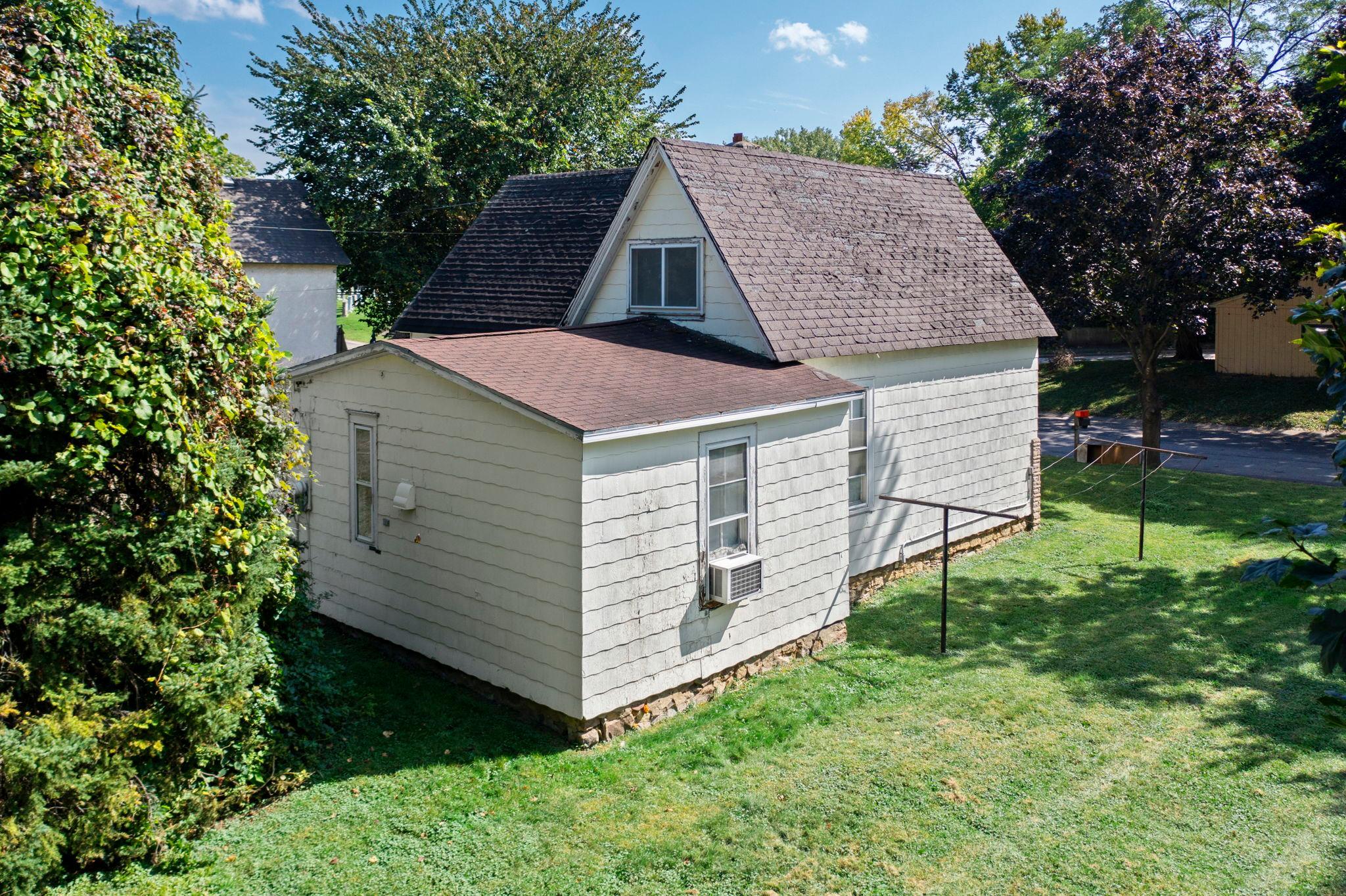 721 California Avenue E