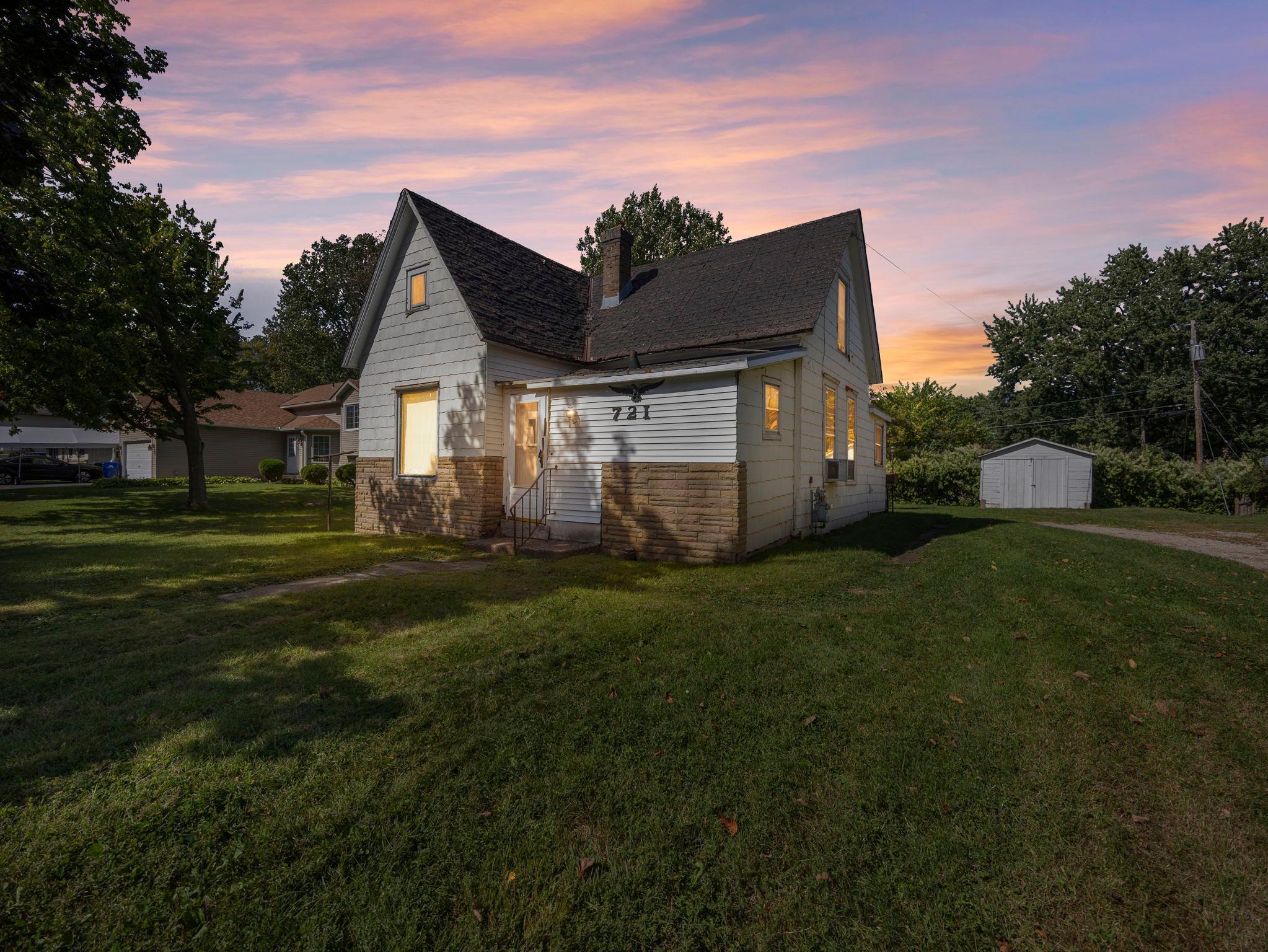 721 California Avenue E