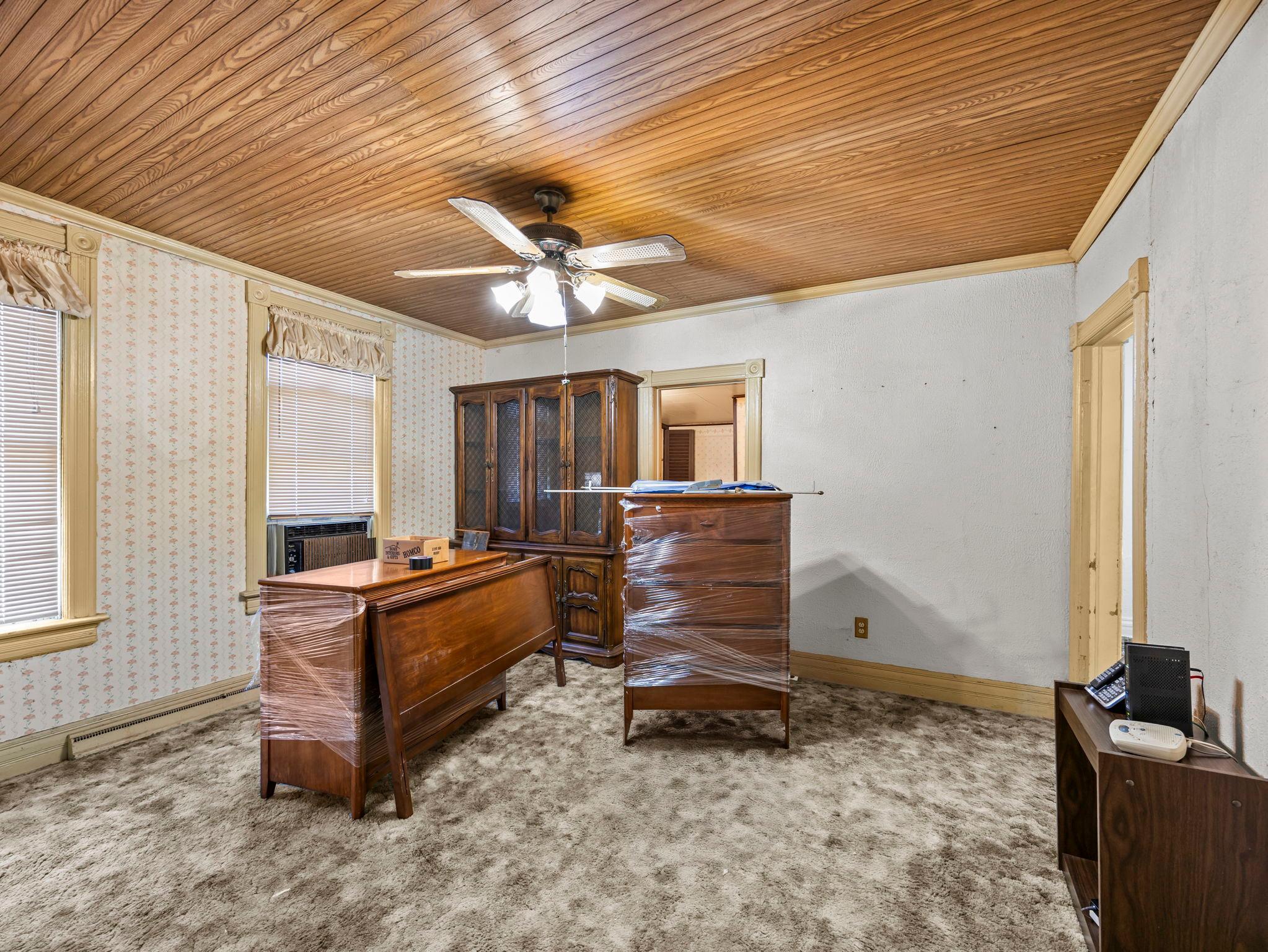 721 California Avenue E