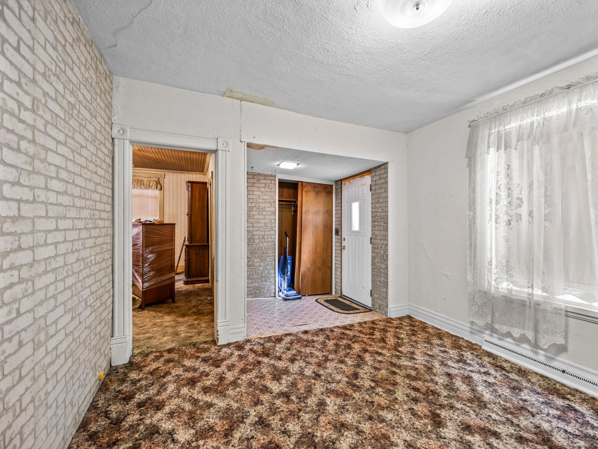 721 California Avenue E