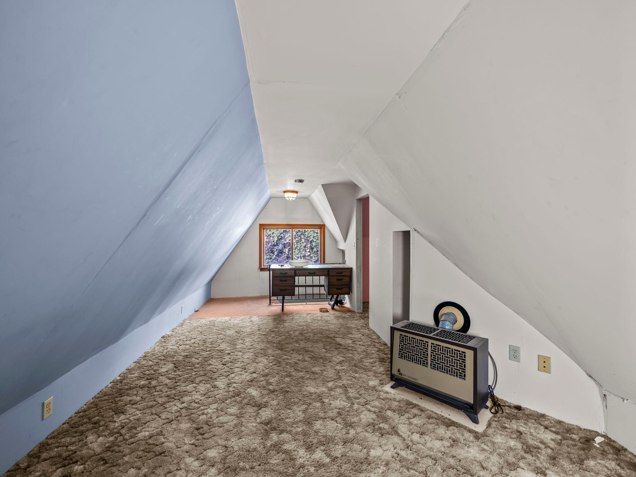 721 California Avenue E