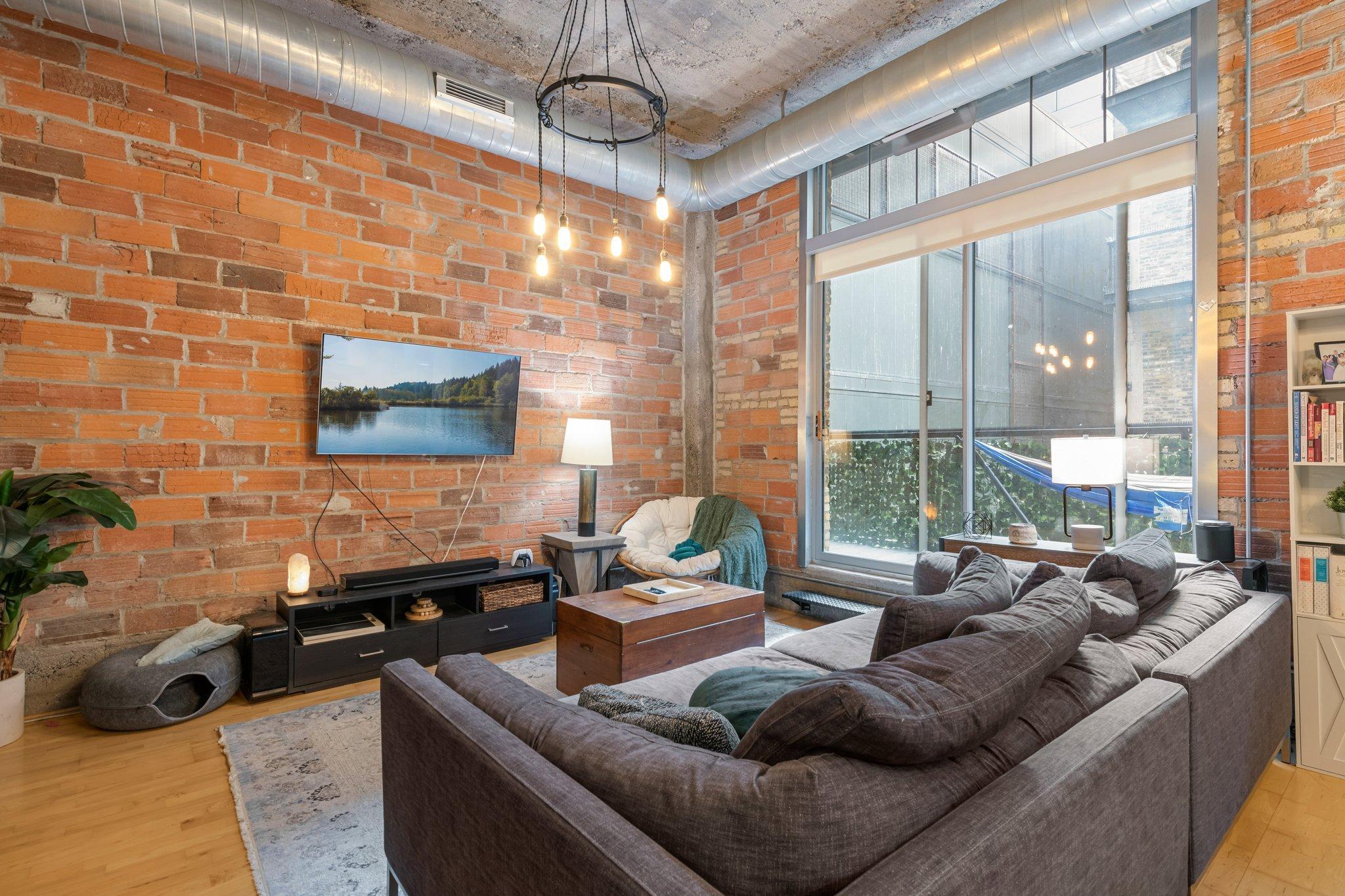 521 S 7th Street Unit: 223