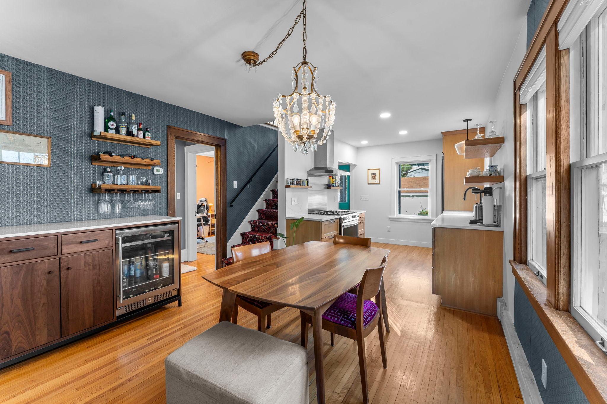 2015 Wellesley Avenue