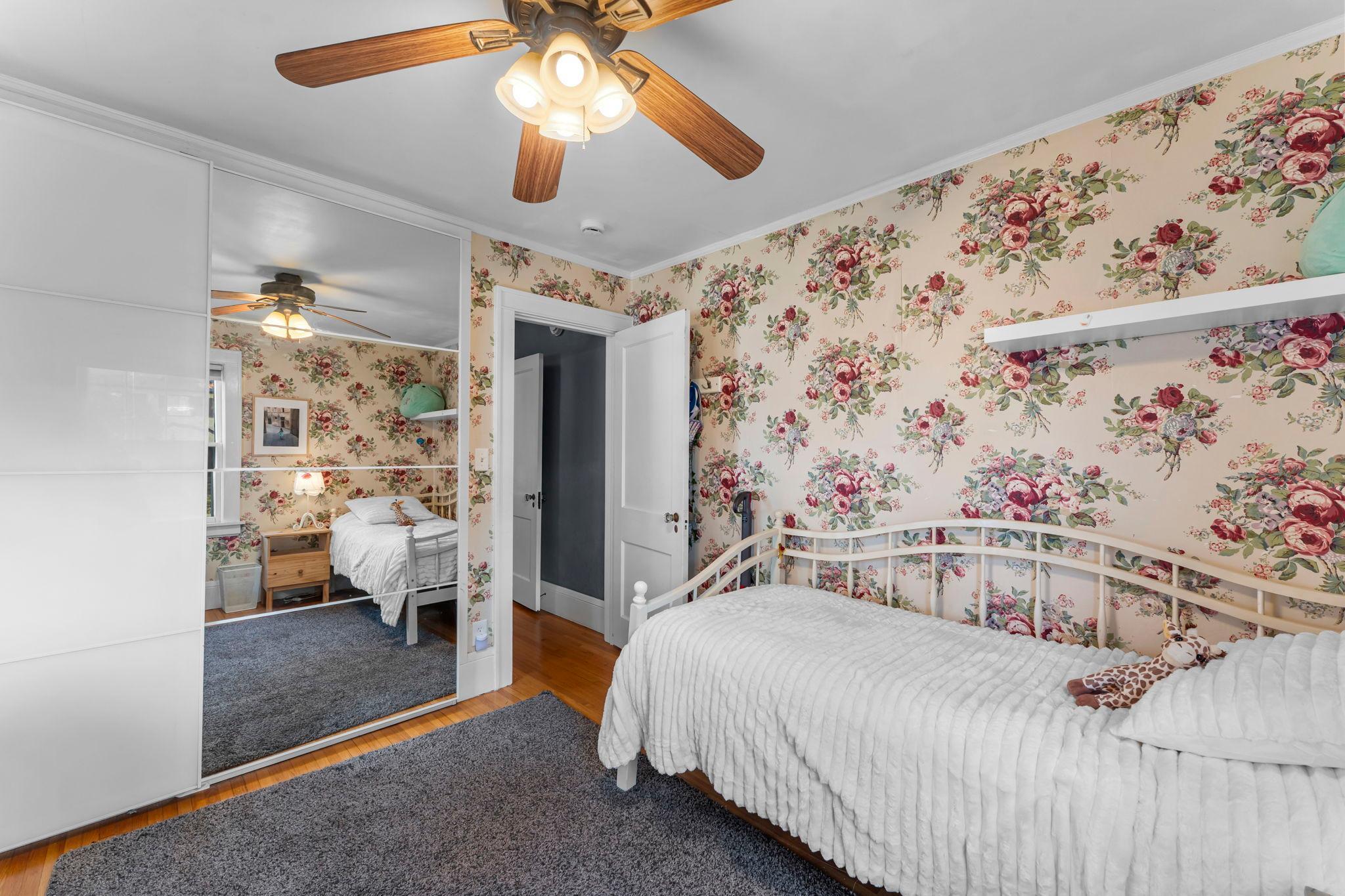 2015 Wellesley Avenue