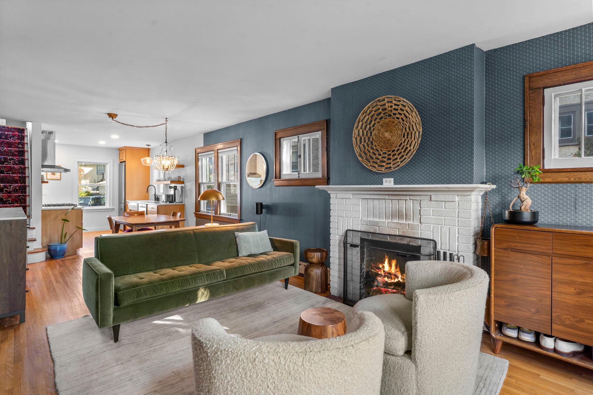 2015 Wellesley Avenue