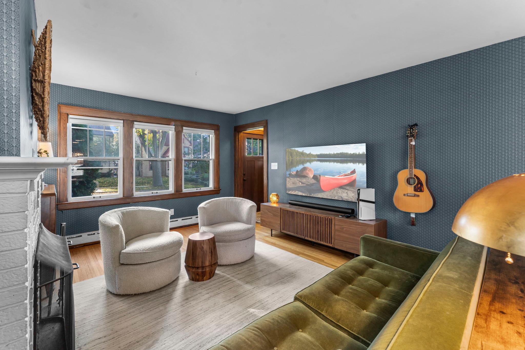 2015 Wellesley Avenue