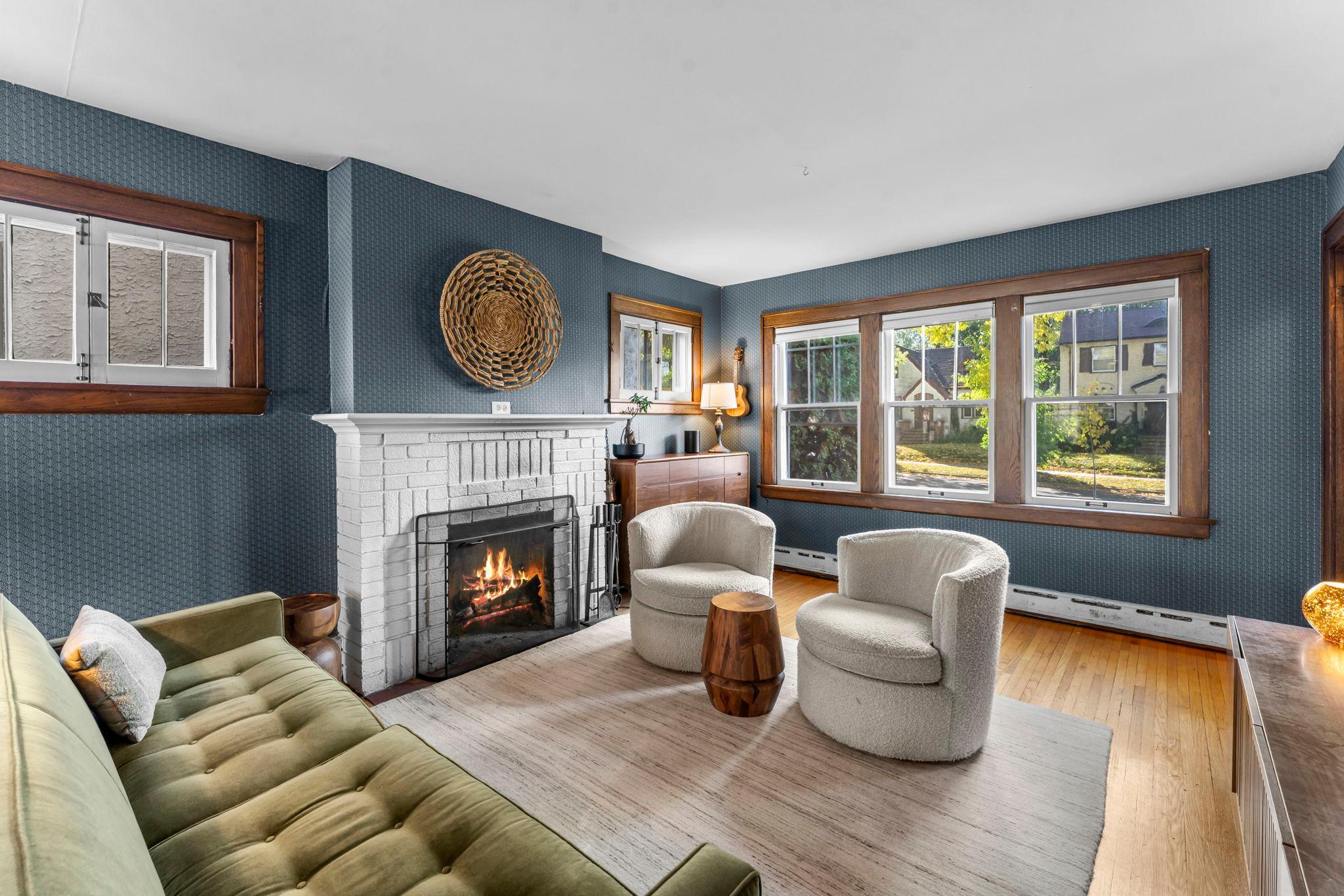 2015 Wellesley Avenue