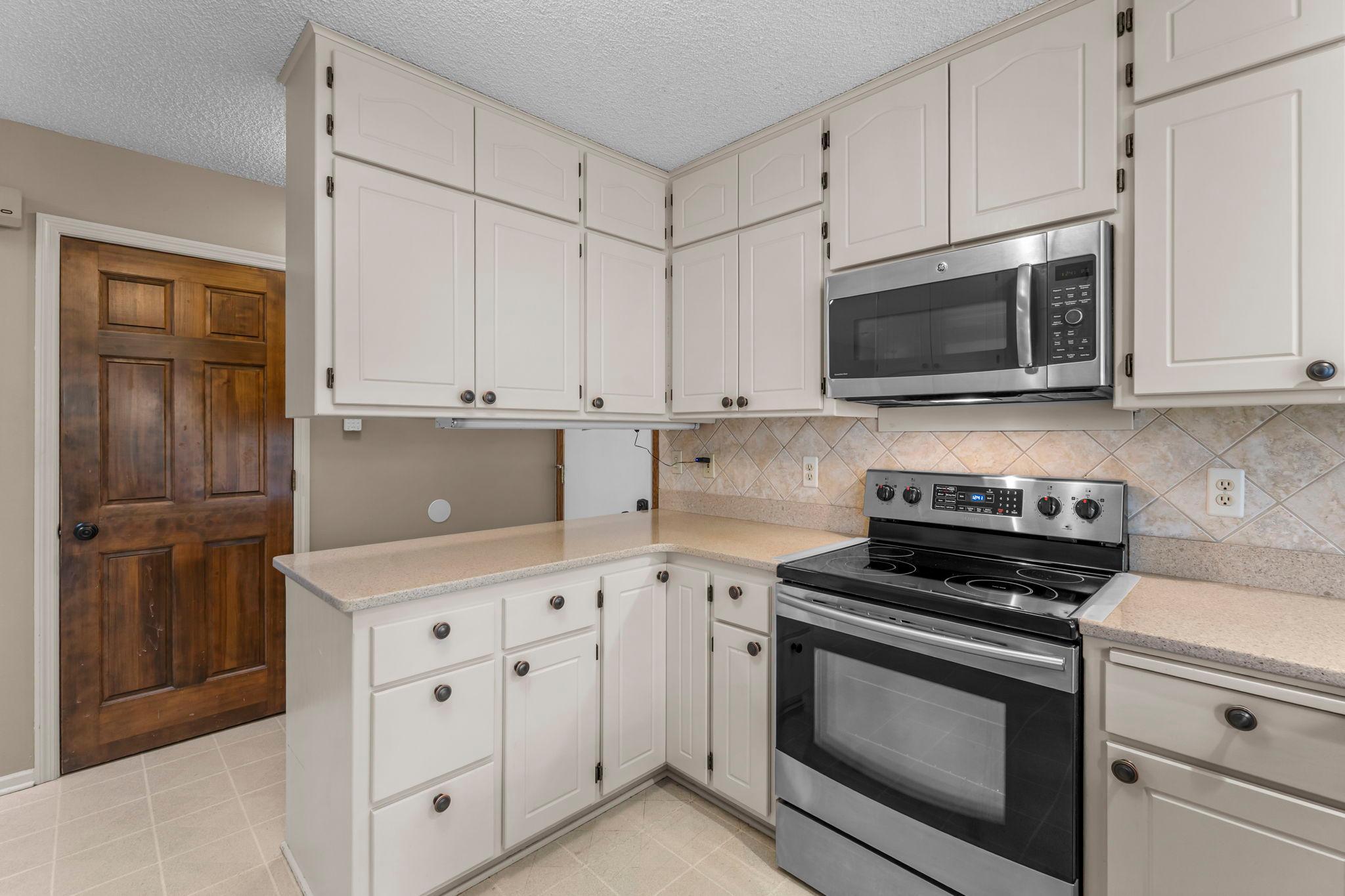 772 Winterberry Drive