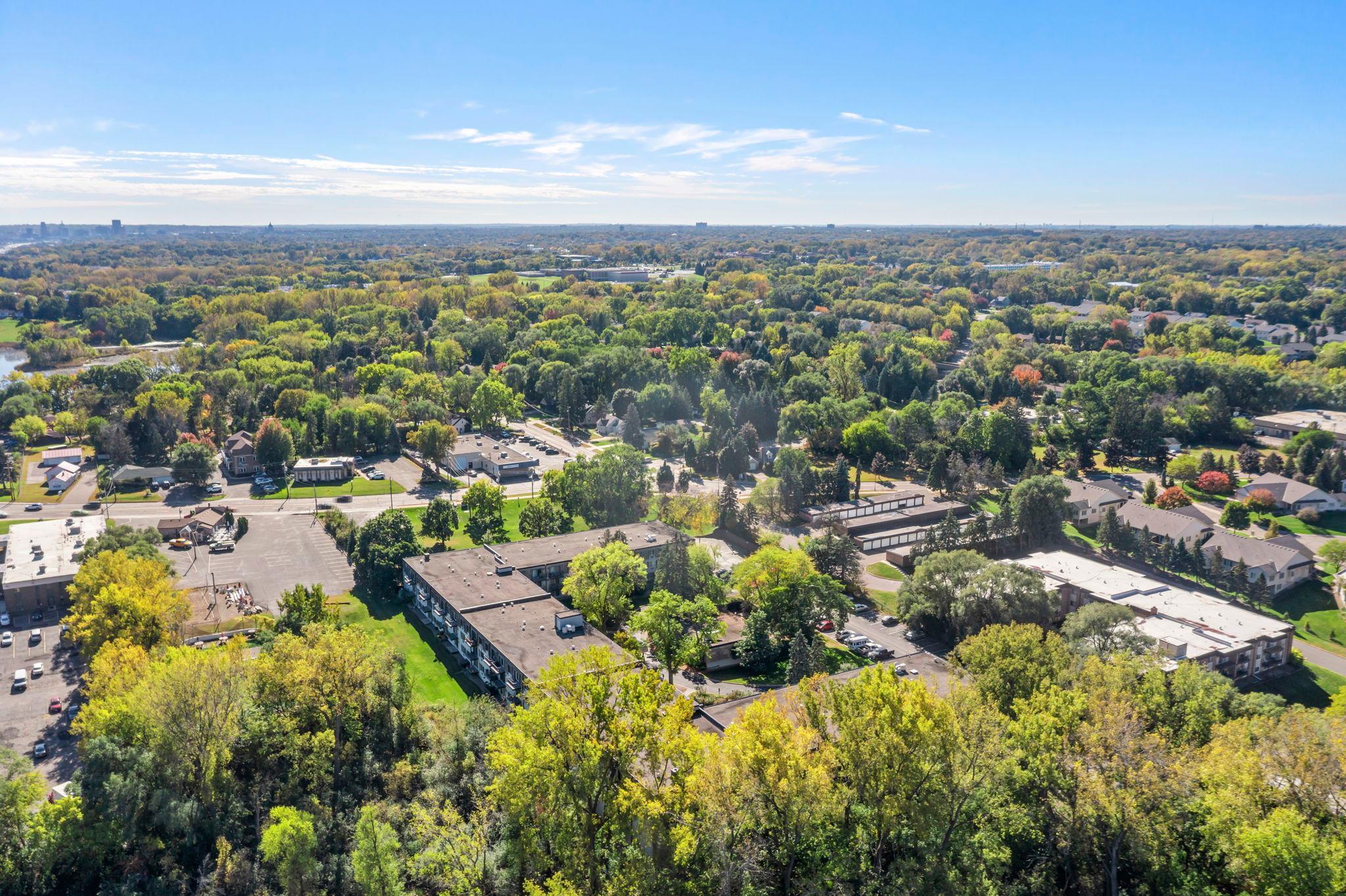 183 Little Canada Road E Unit: 204