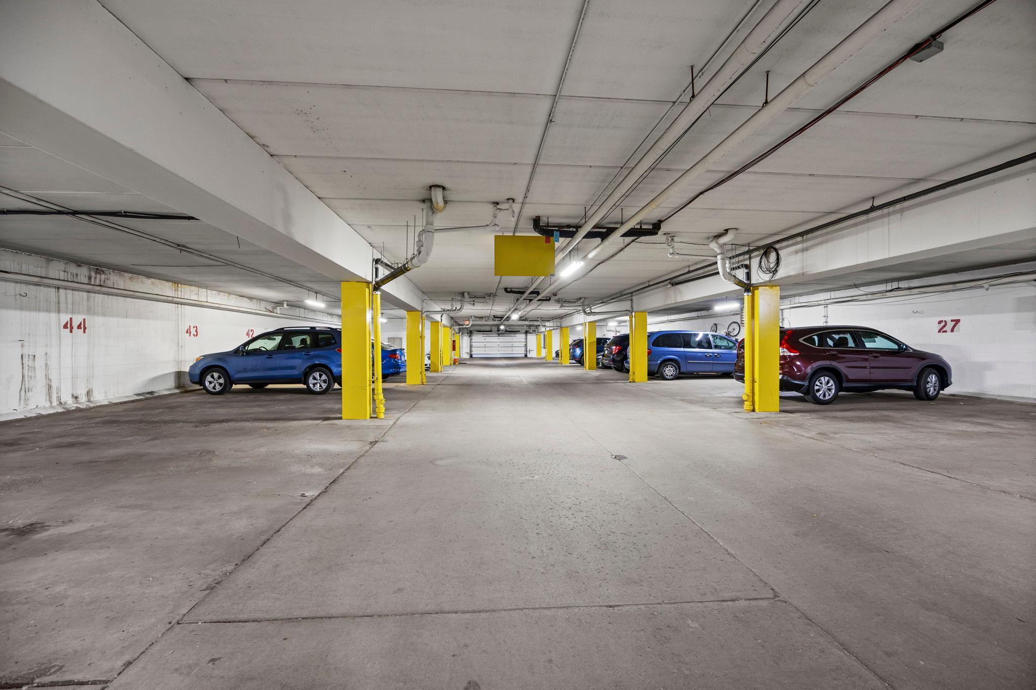 183 Little Canada Road E Unit: 204