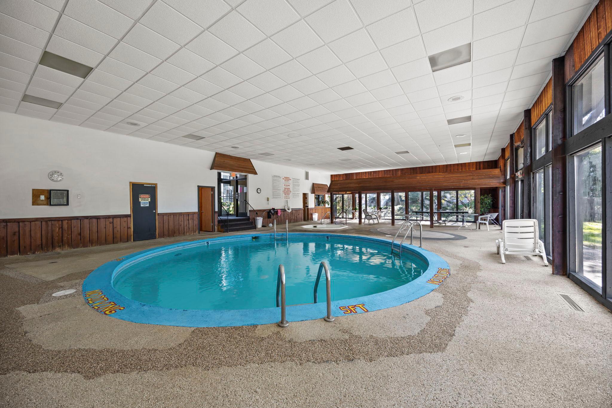 183 Little Canada Road E Unit: 204