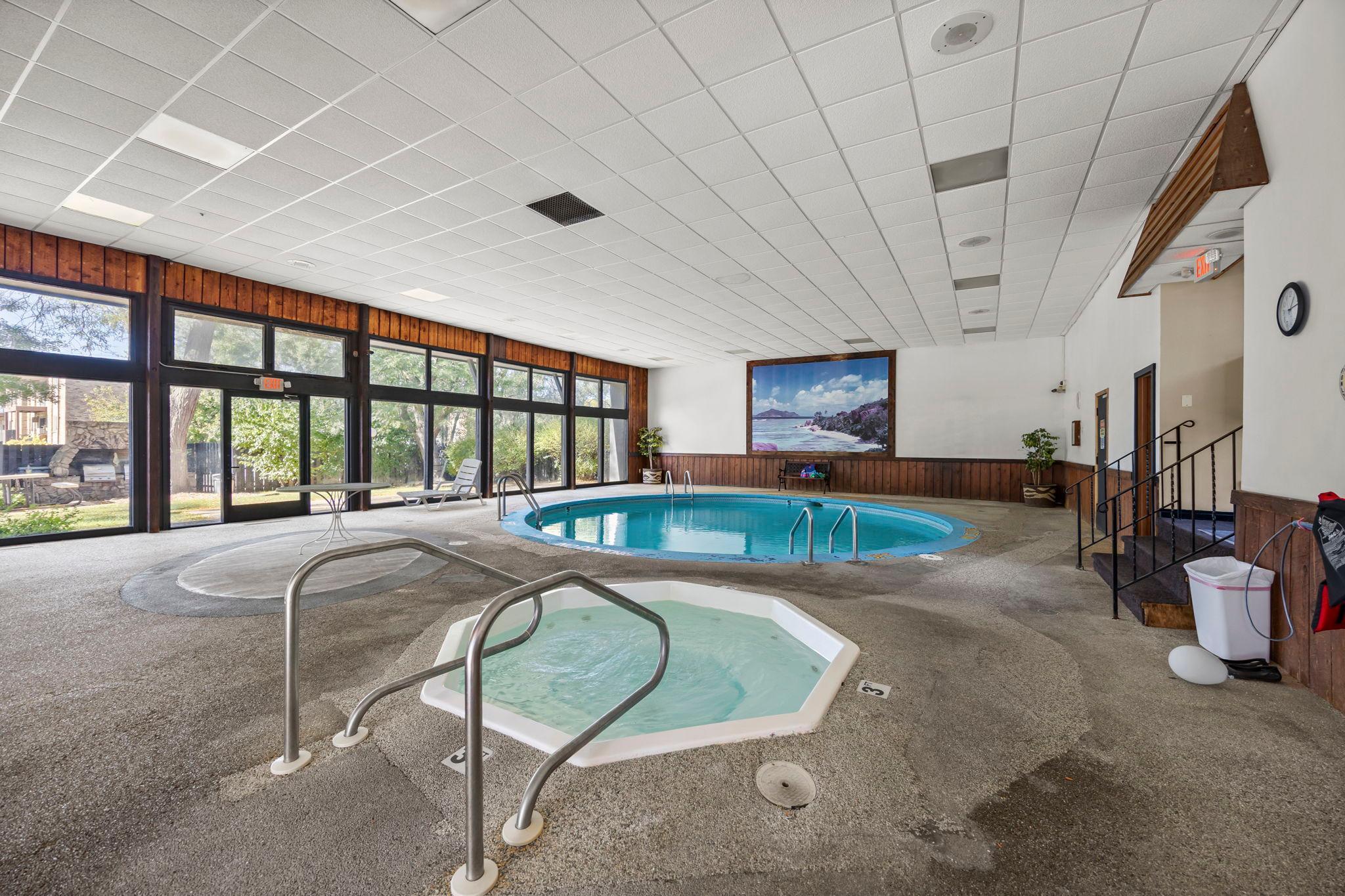 183 Little Canada Road E Unit: 204