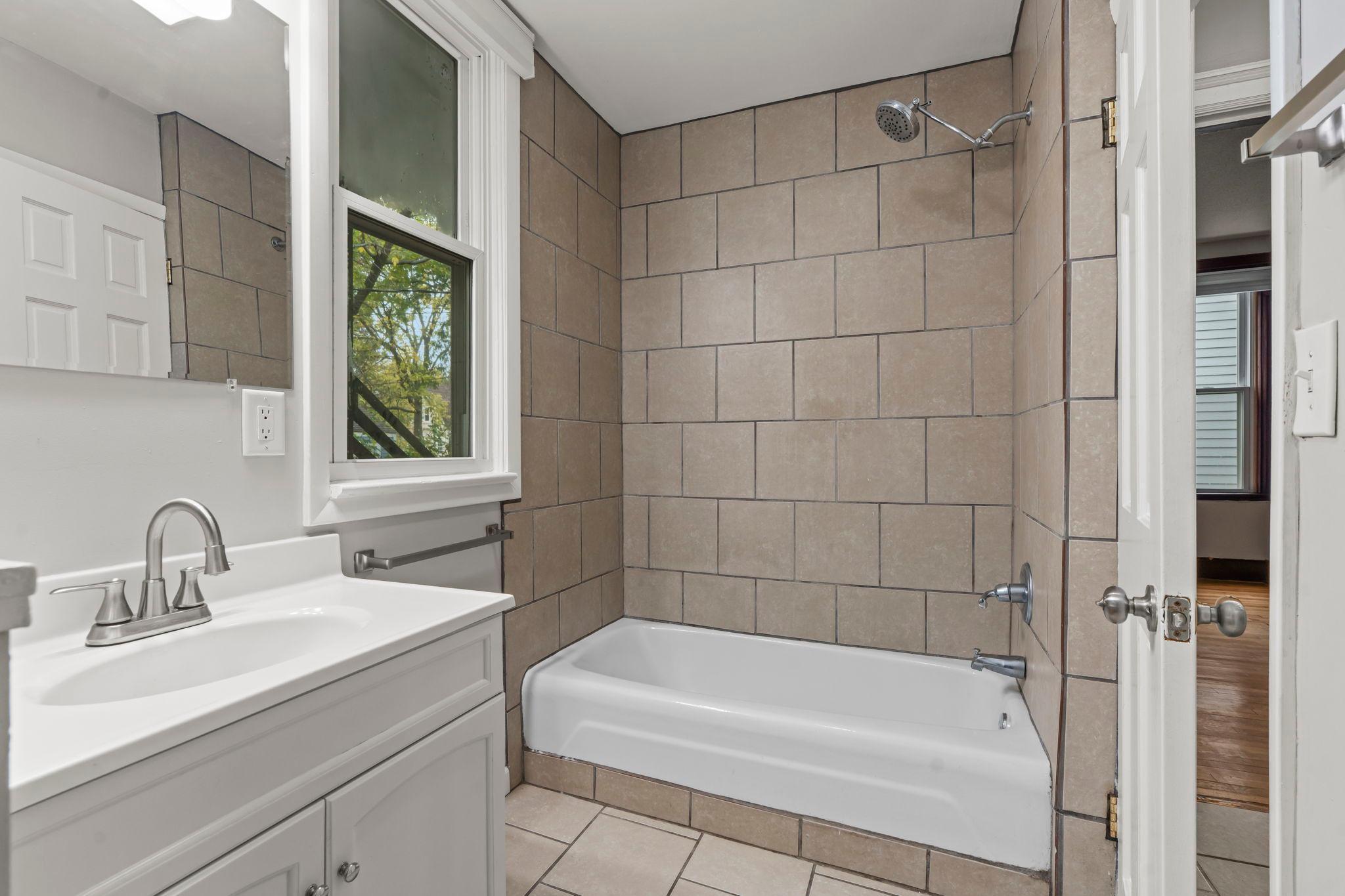 1632 Englewood Avenue