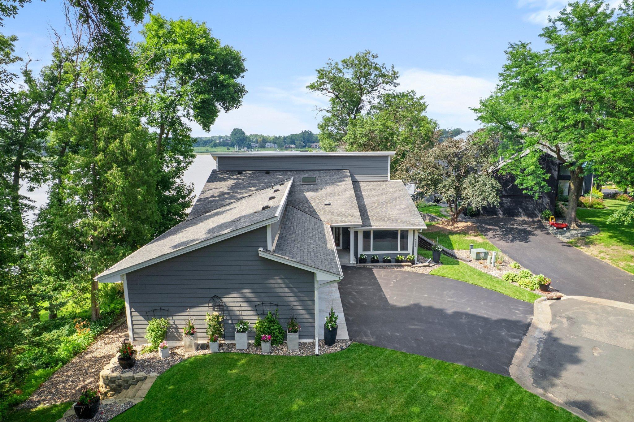 4324 Lake Point Court