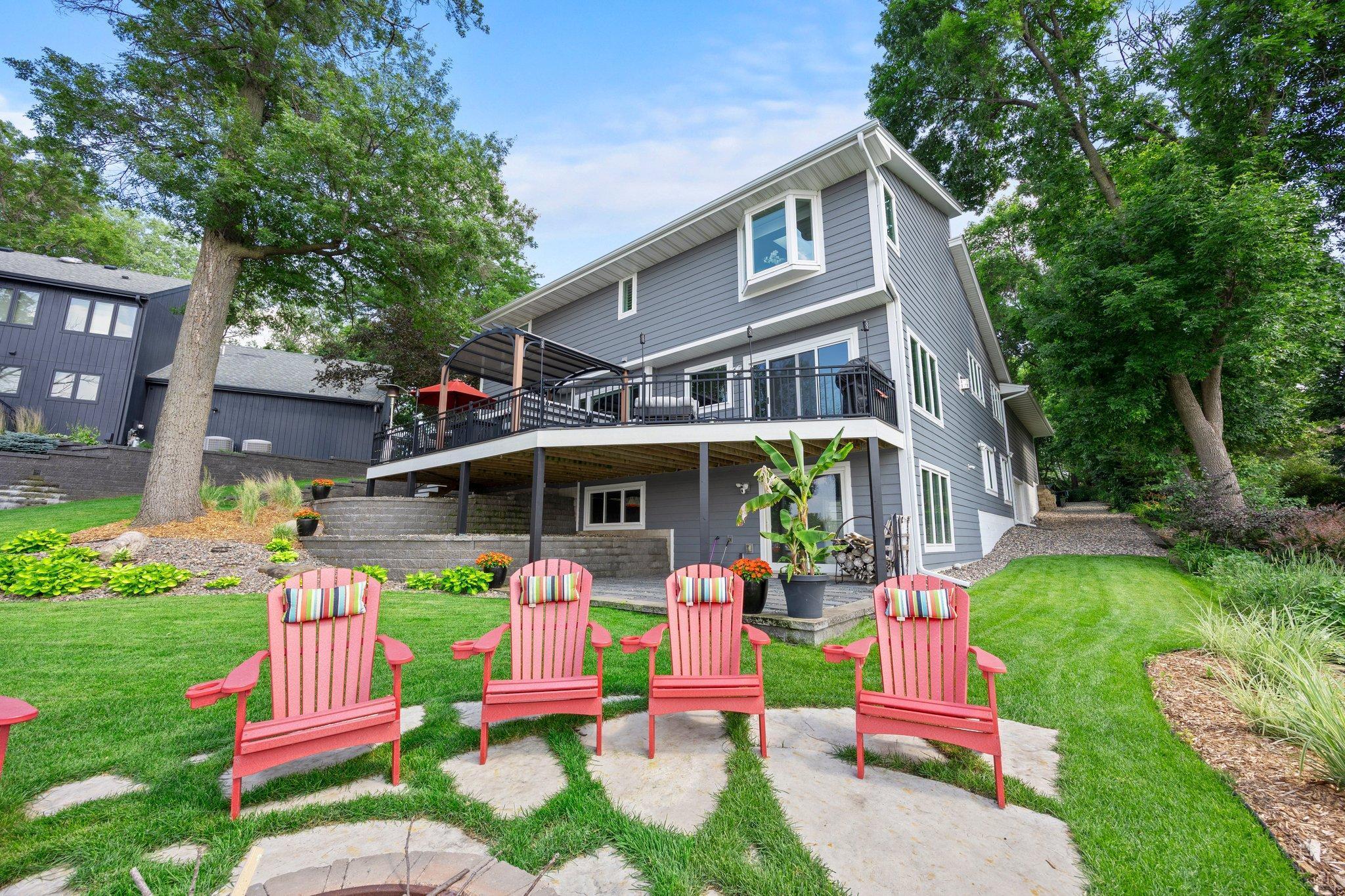 4324 Lake Point Court