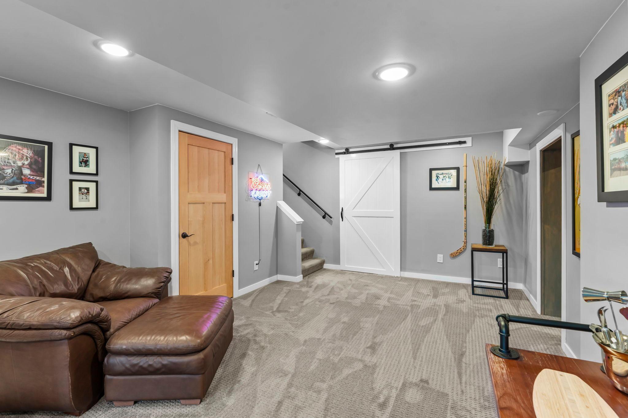 4324 Lake Point Court