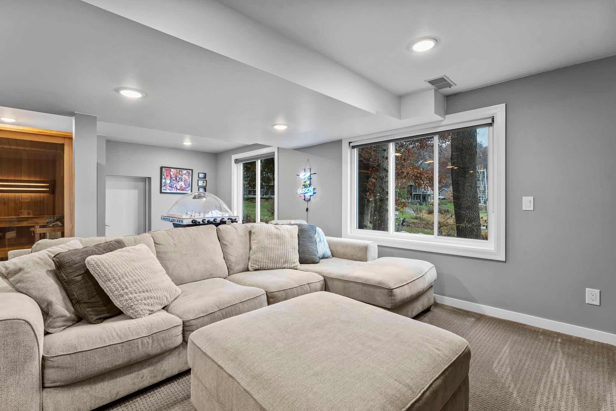 4324 Lake Point Court