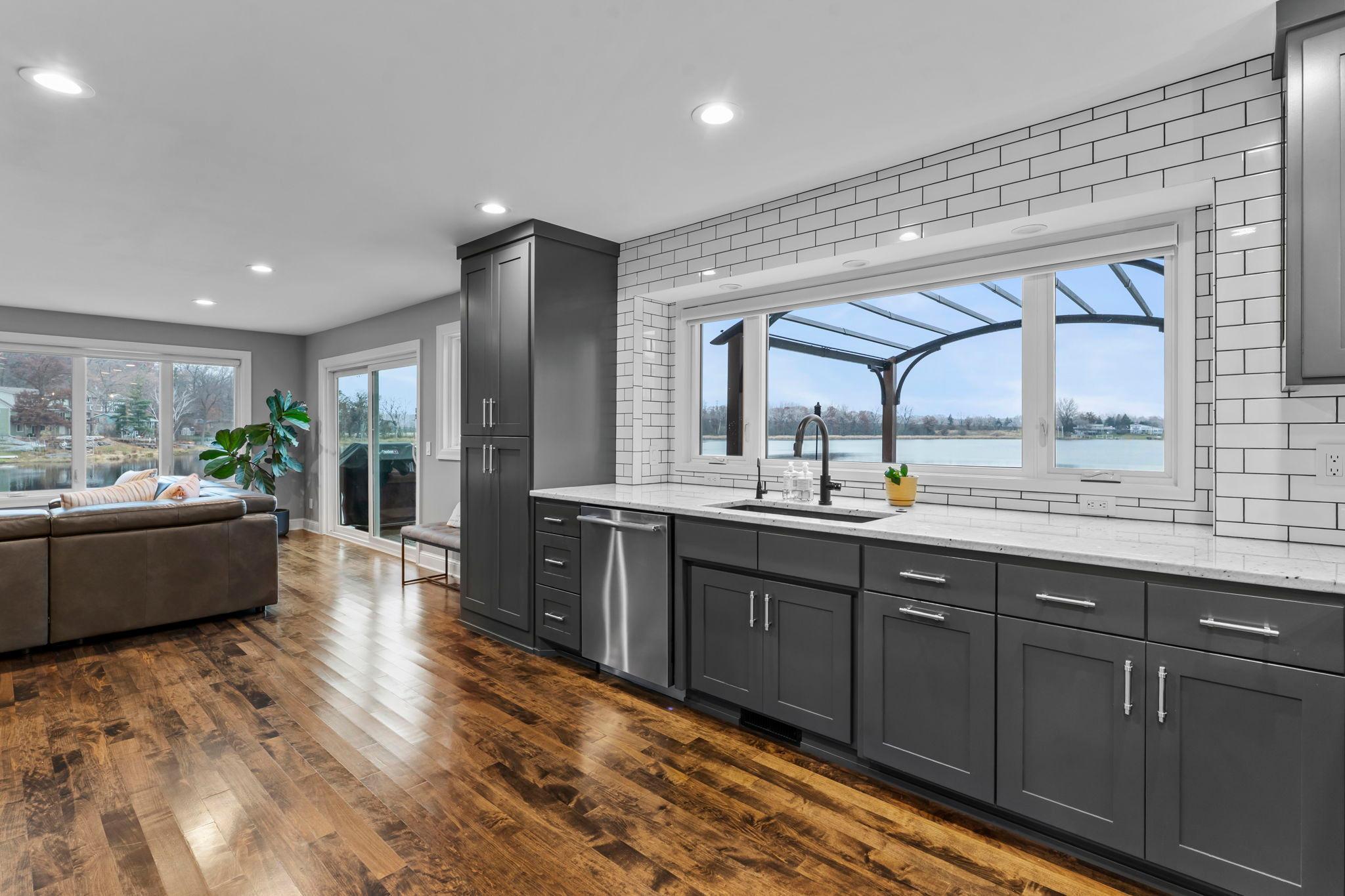 4324 Lake Point Court