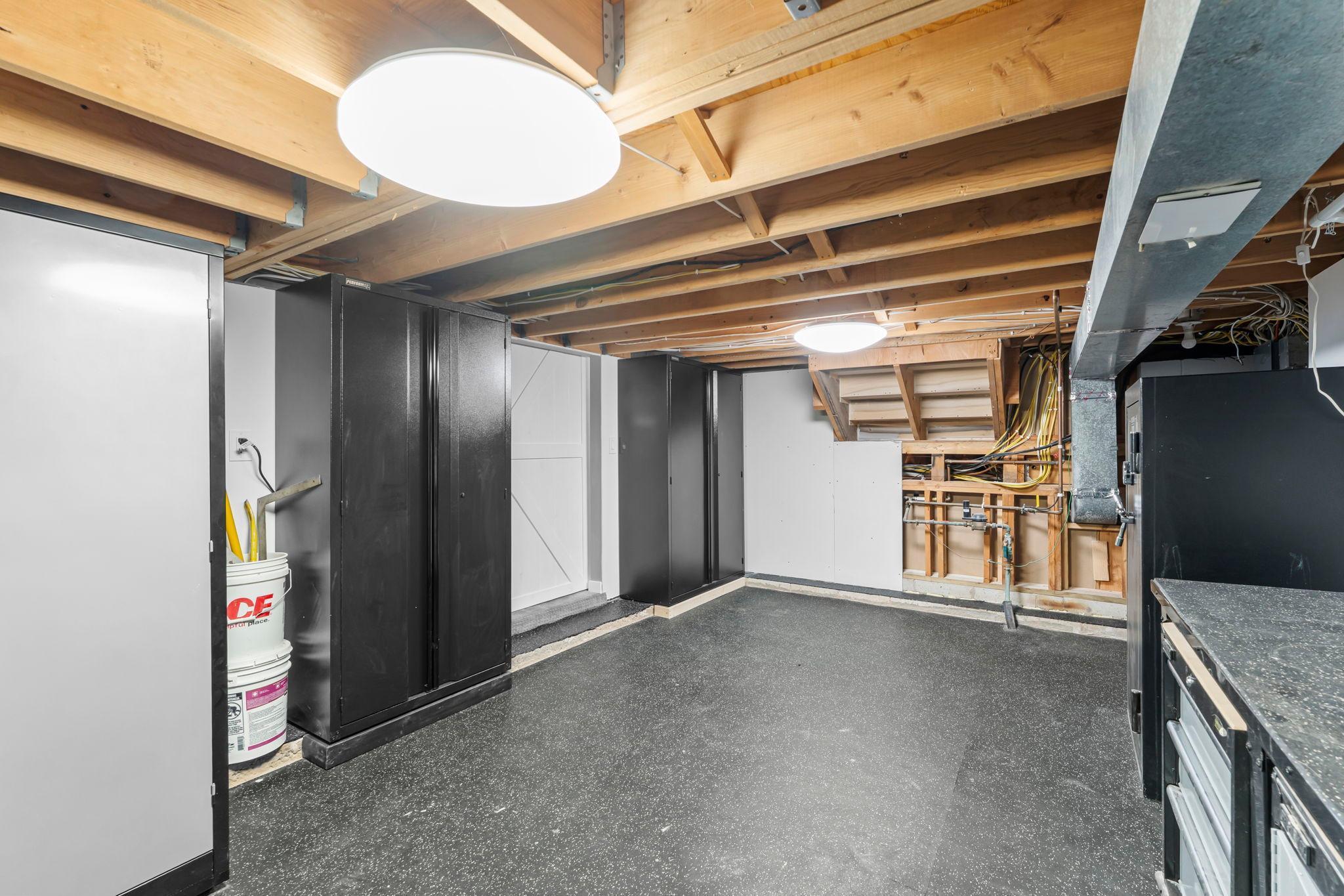 4324 Lake Point Court