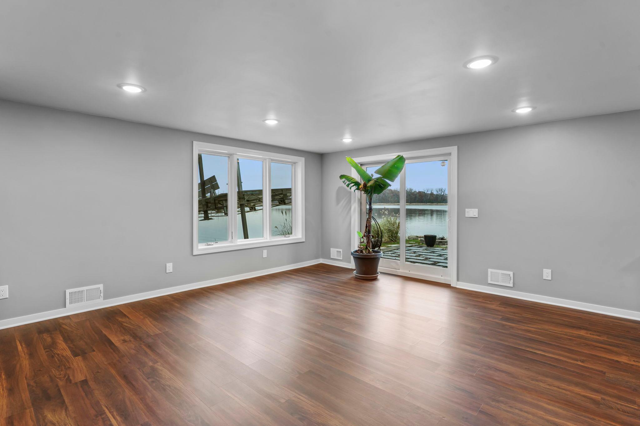 4324 Lake Point Court