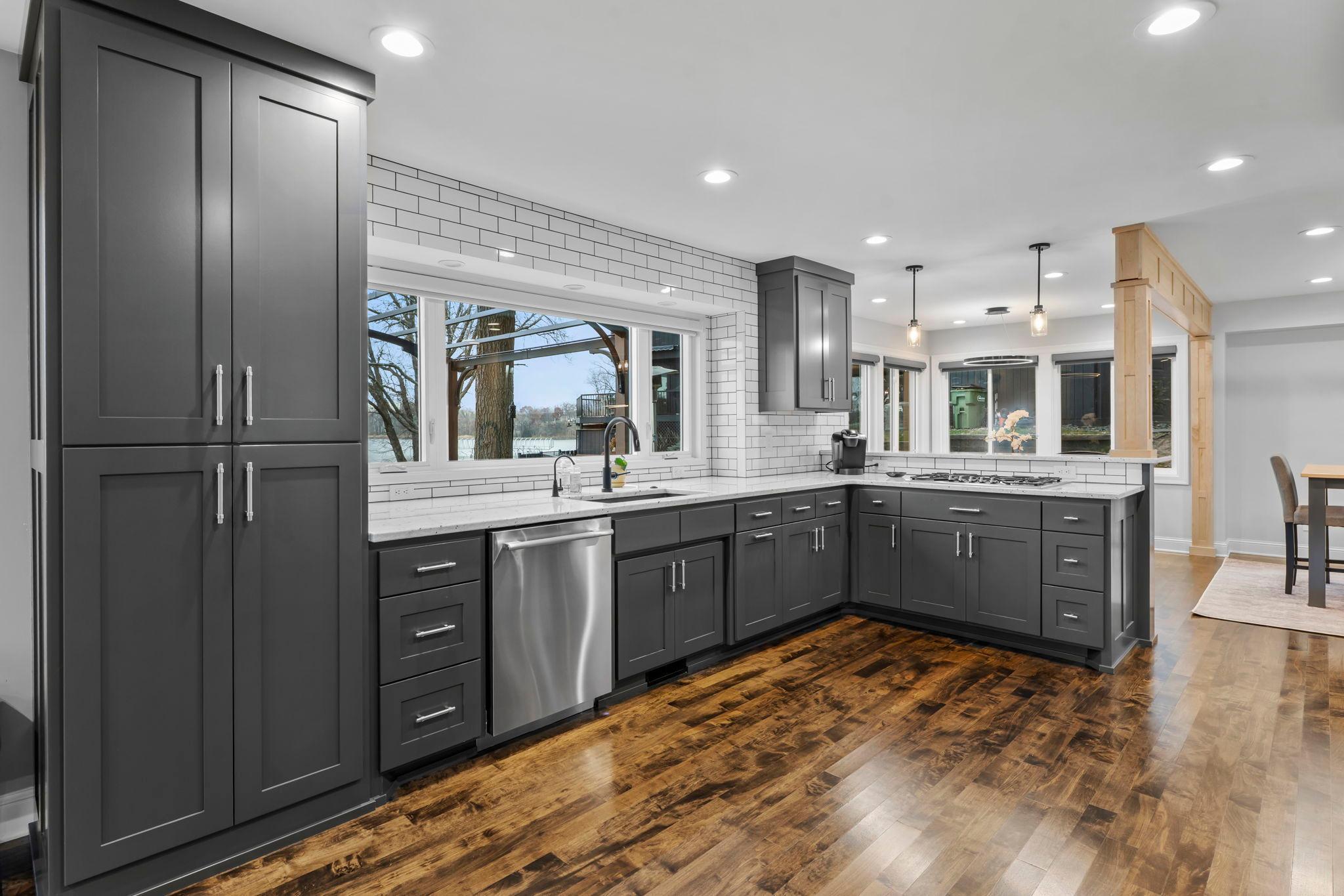 4324 Lake Point Court