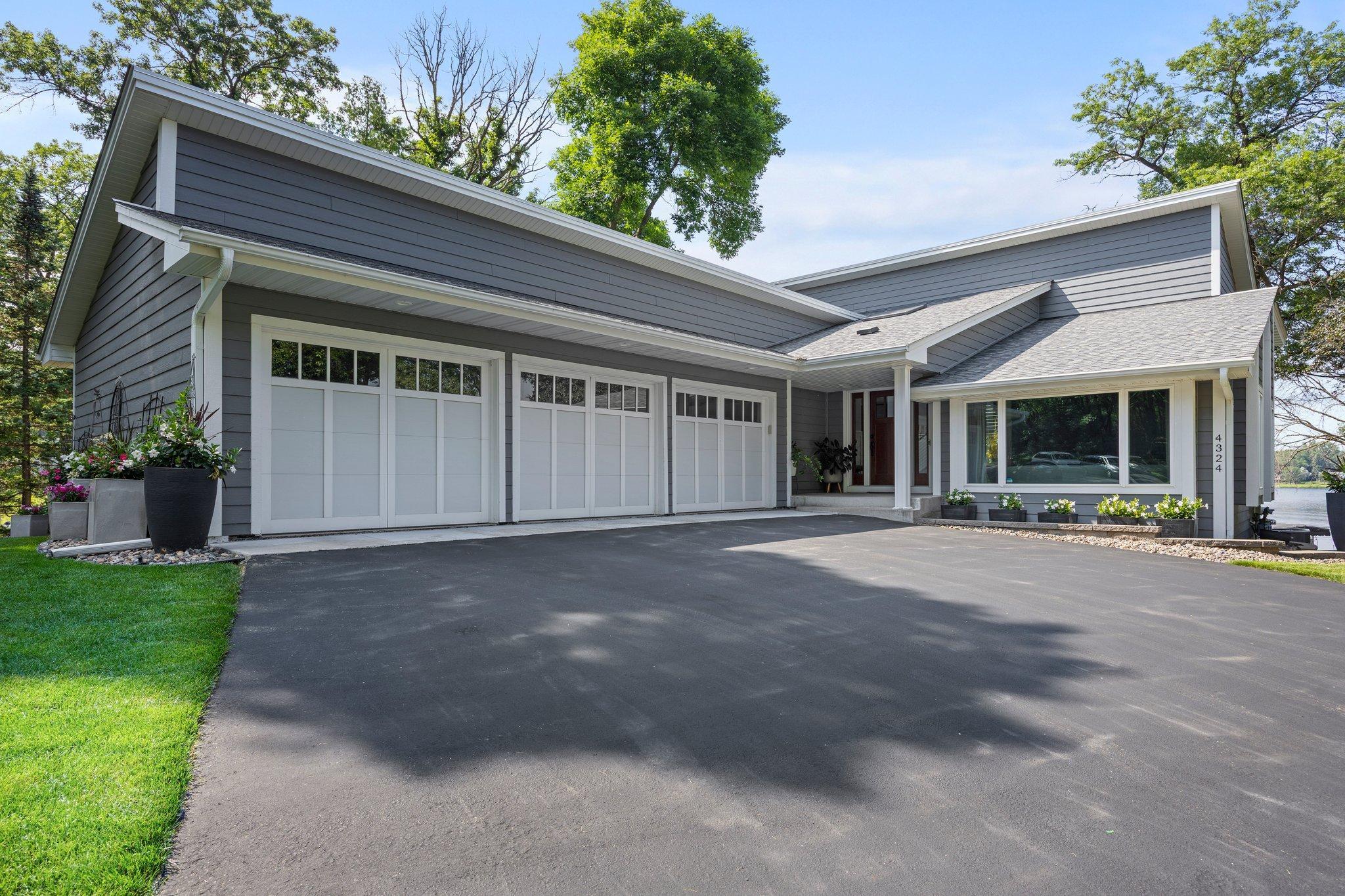 4324 Lake Point Court