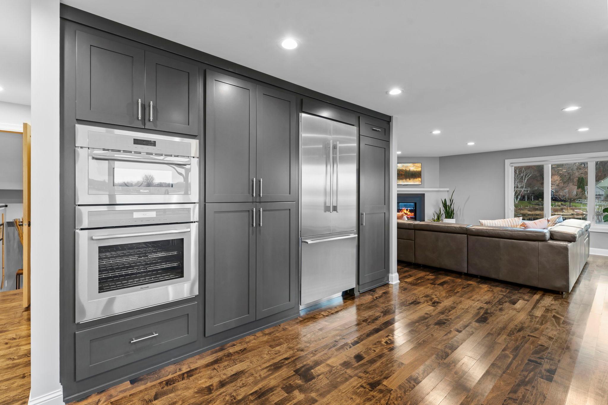 4324 Lake Point Court