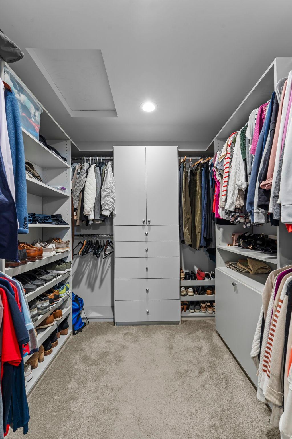 4324 Lake Point Court