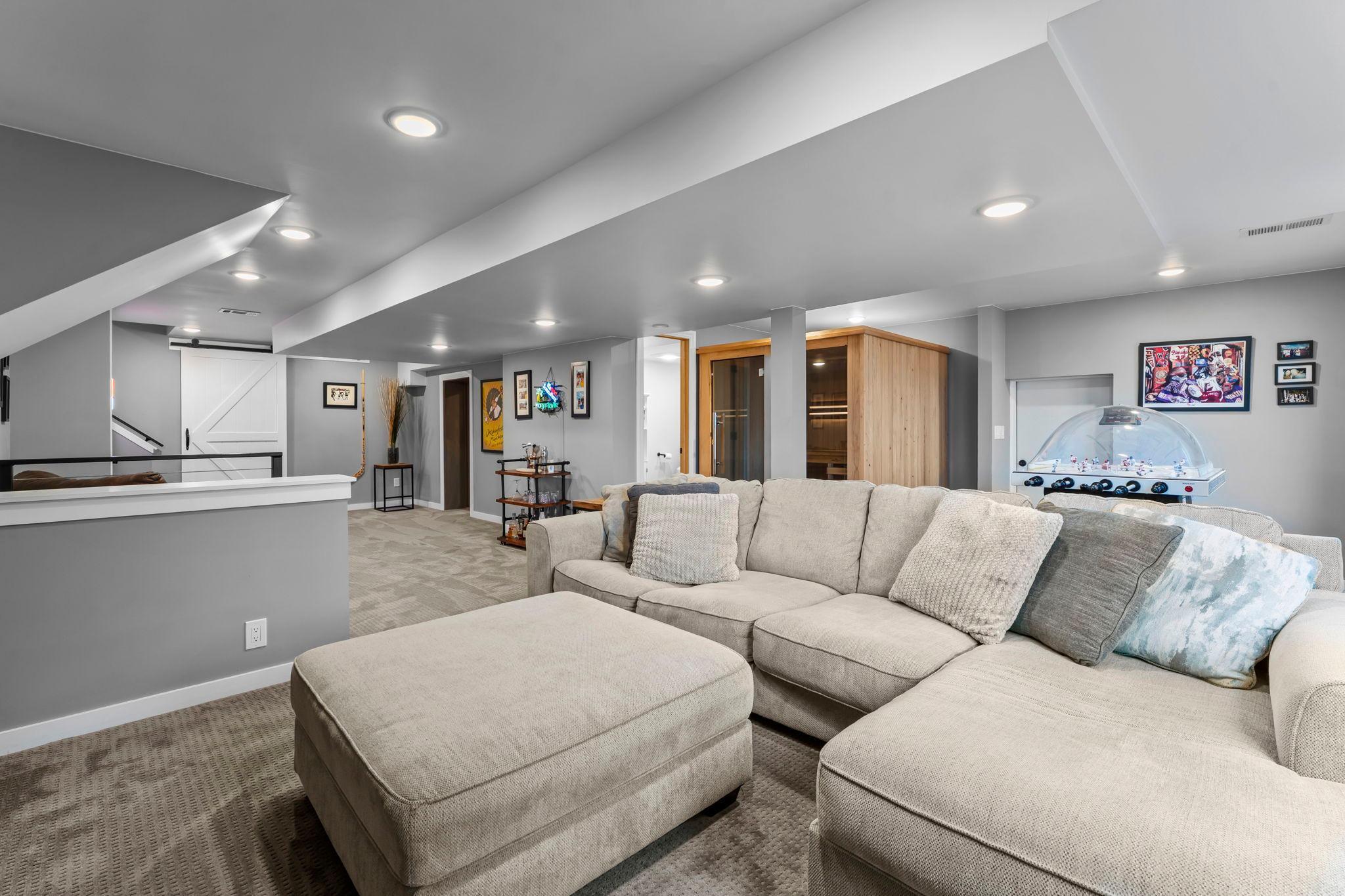 4324 Lake Point Court