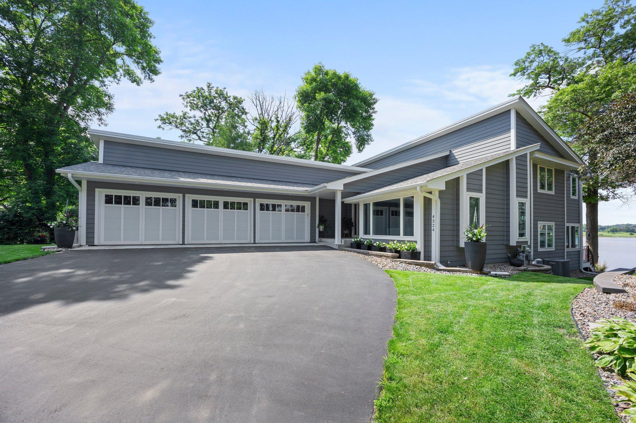 4324 Lake Point Court