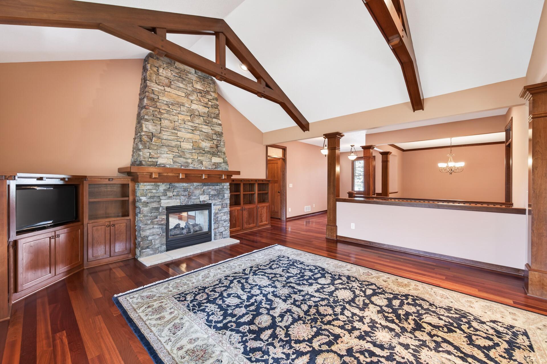 7 Hawthorne Court