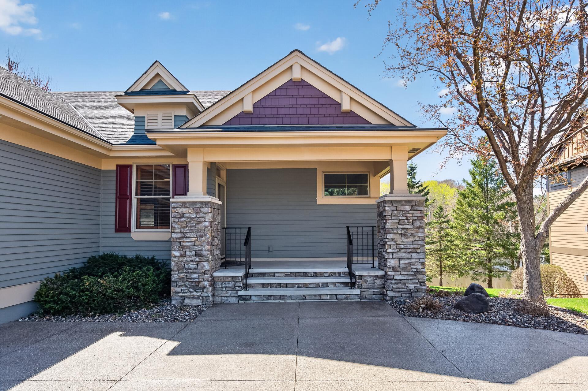 7 Hawthorne Court