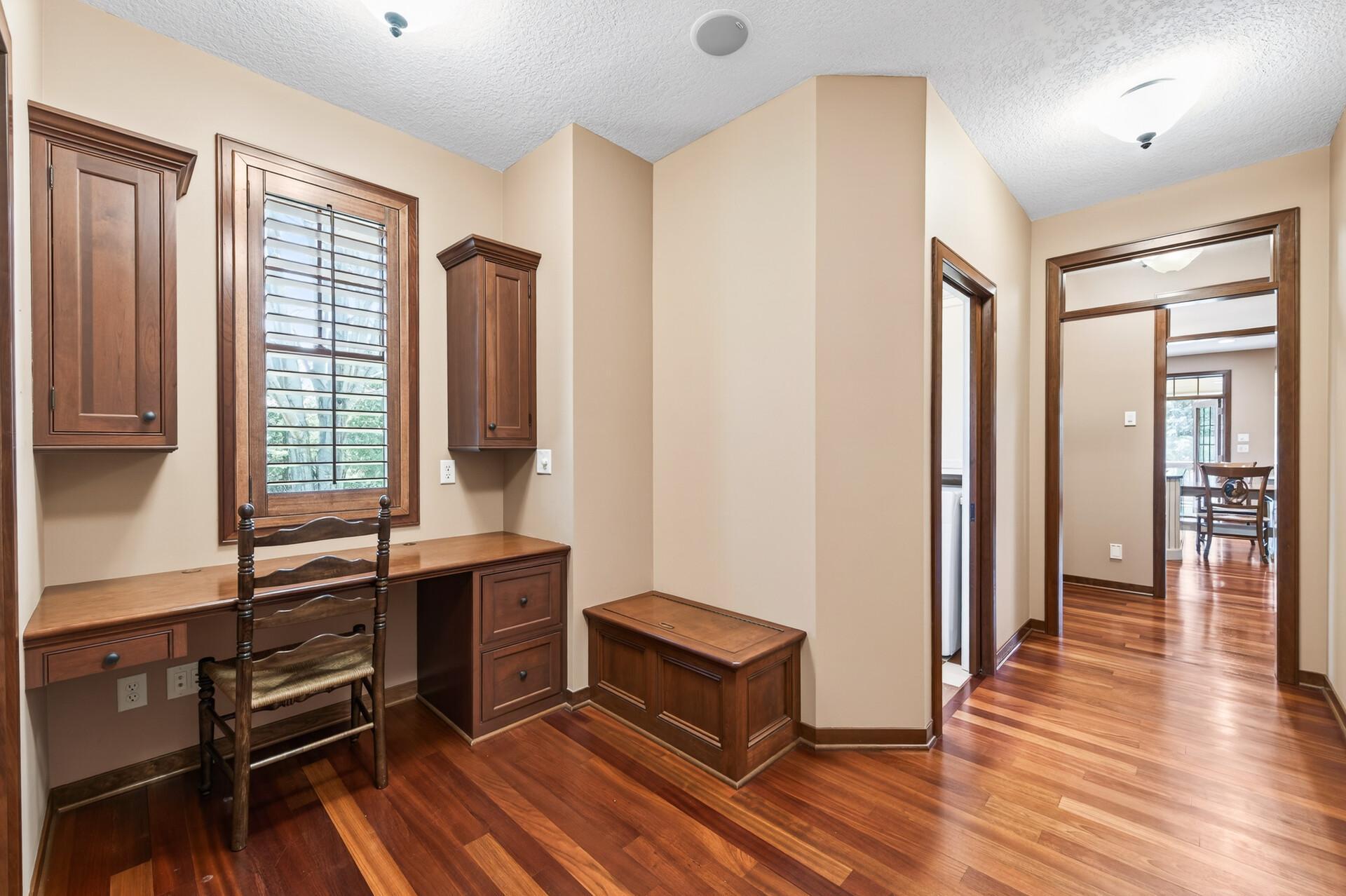 7 Hawthorne Court