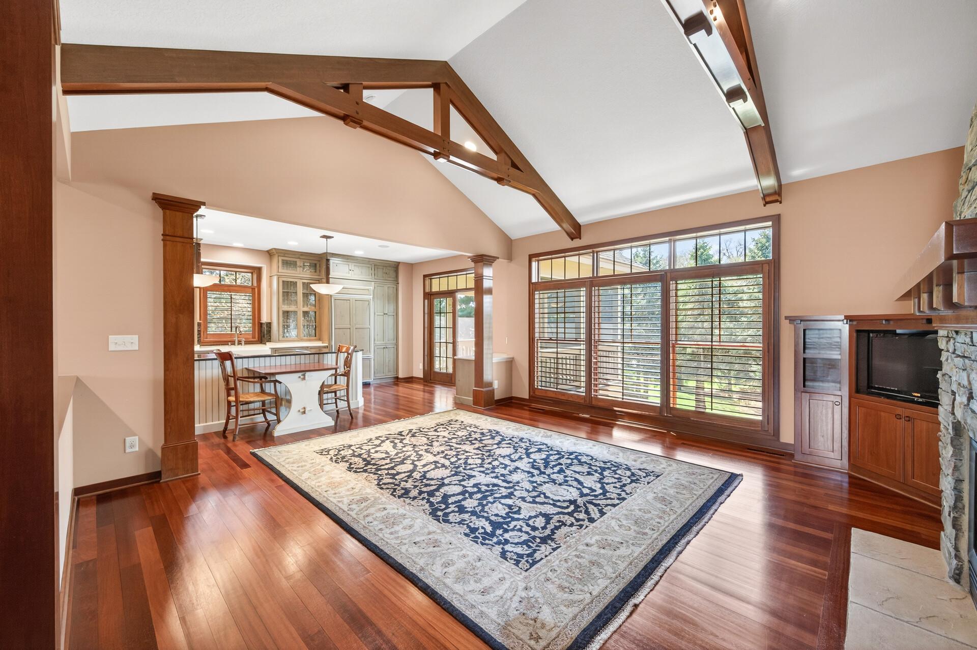 7 Hawthorne Court