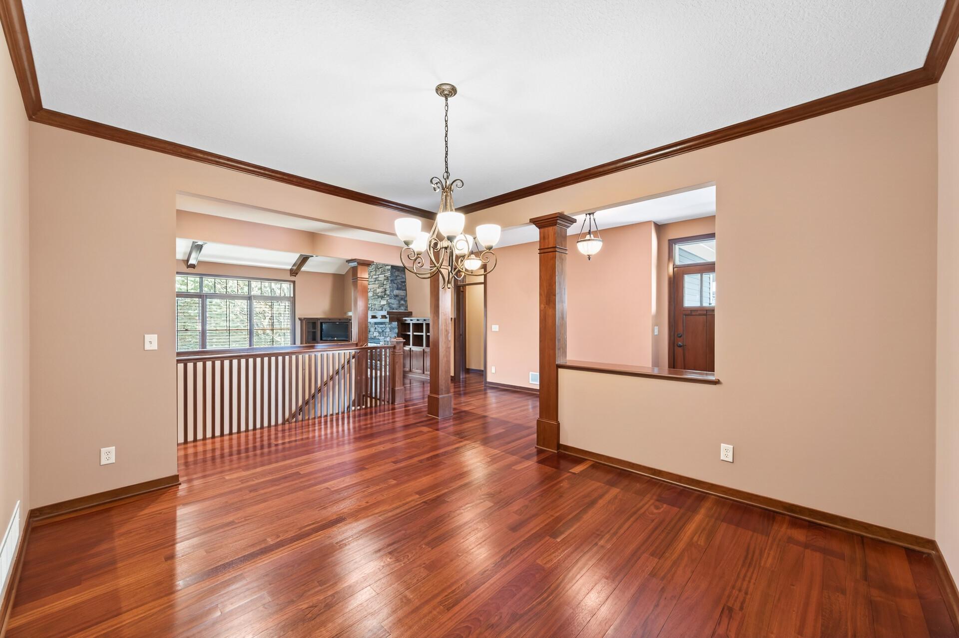 7 Hawthorne Court