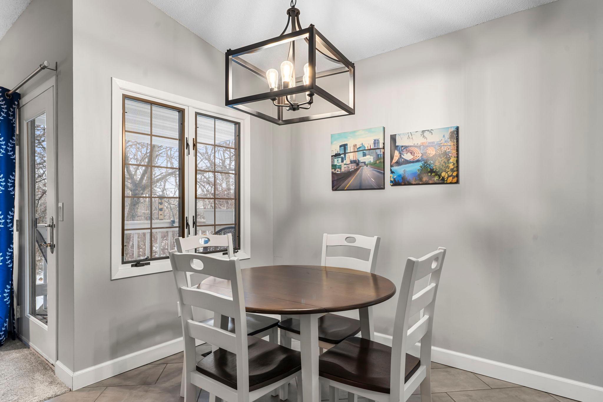 3563 Blue Jay Way Unit: 200