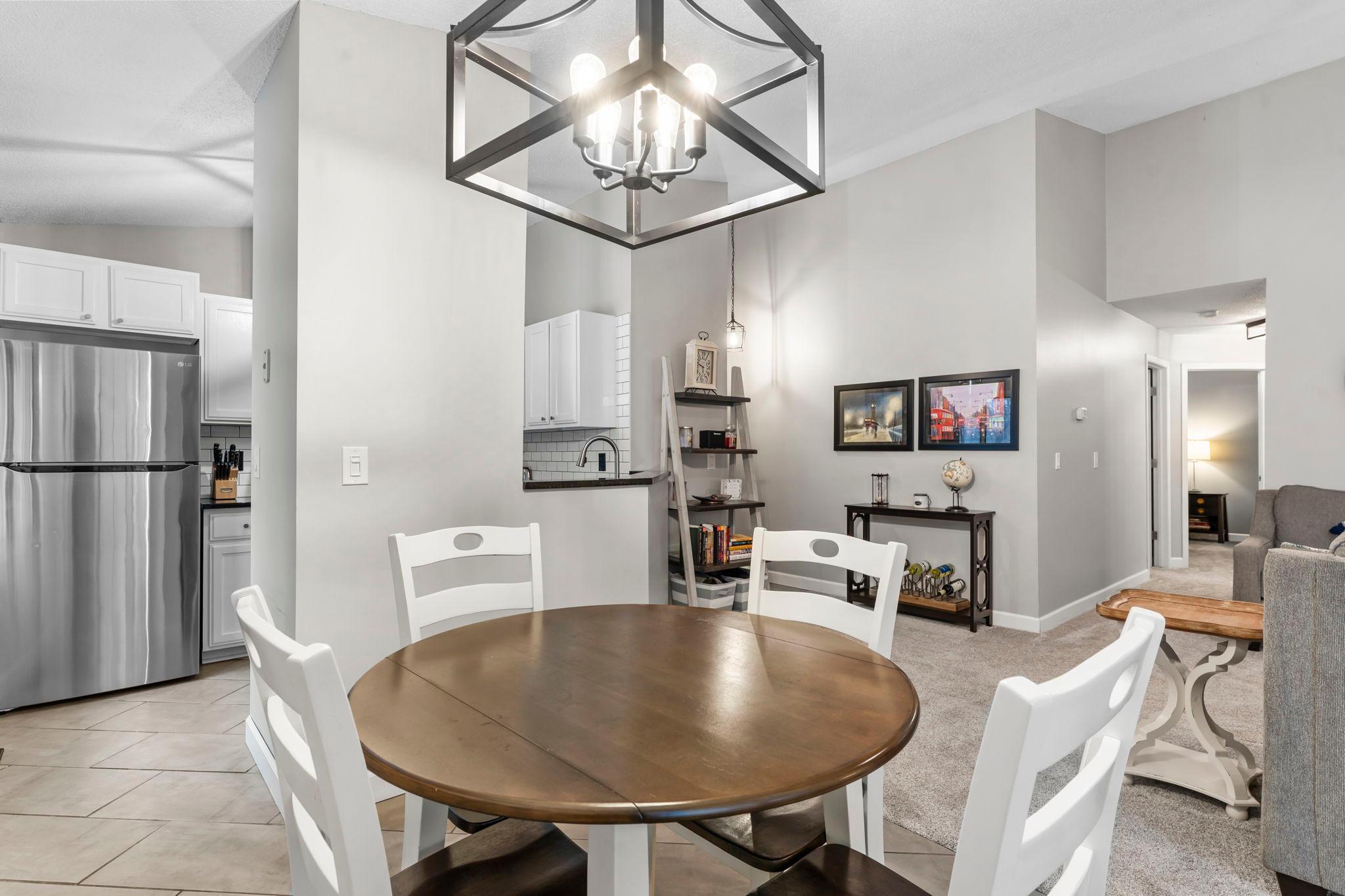 3563 Blue Jay Way Unit: 200