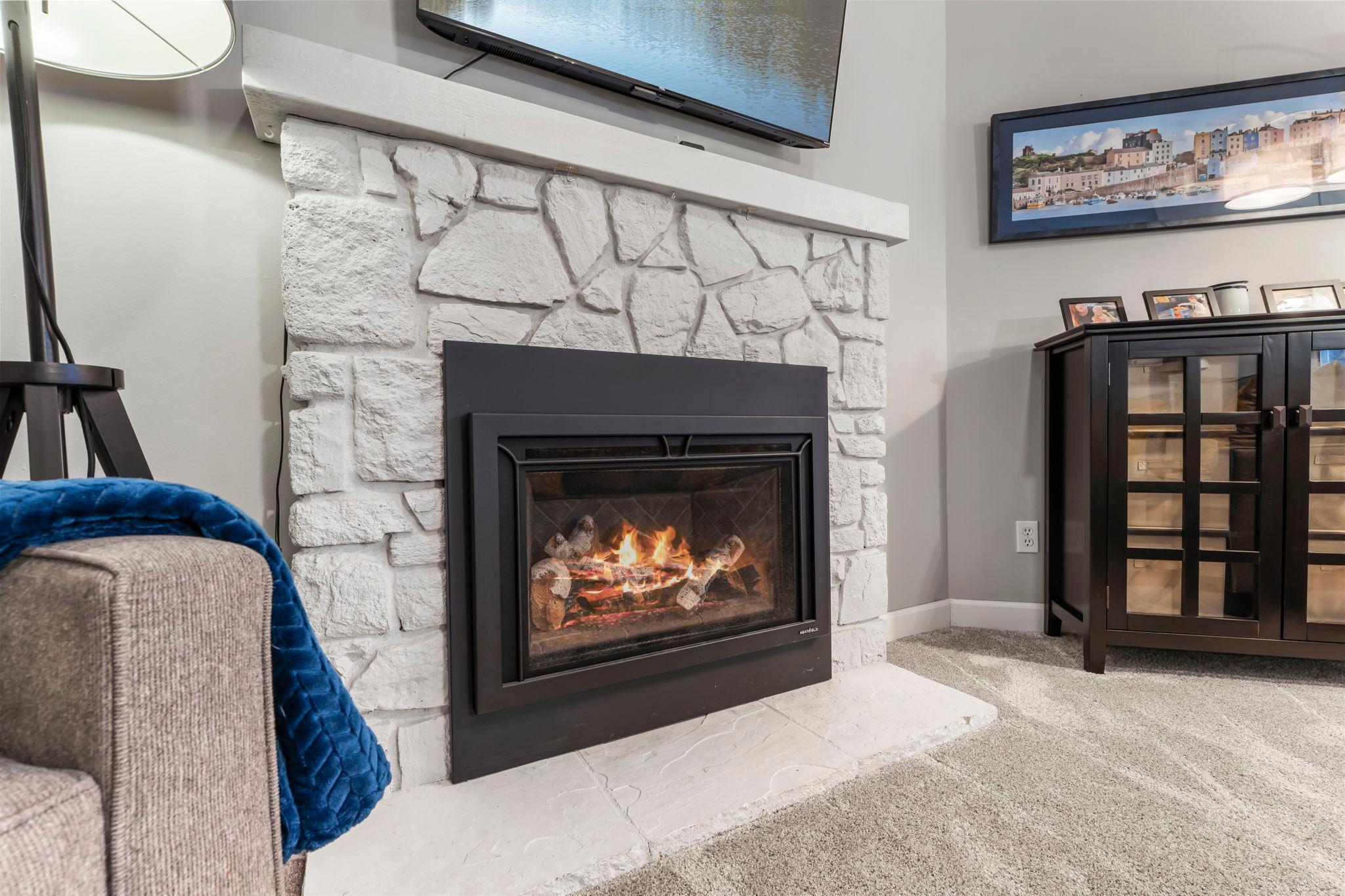 3563 Blue Jay Way Unit: 200