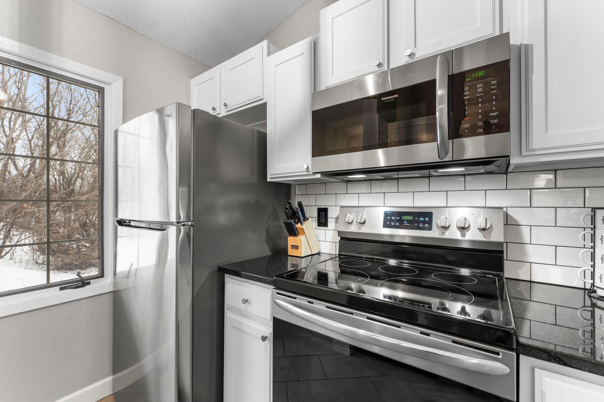 3563 Blue Jay Way Unit: 200