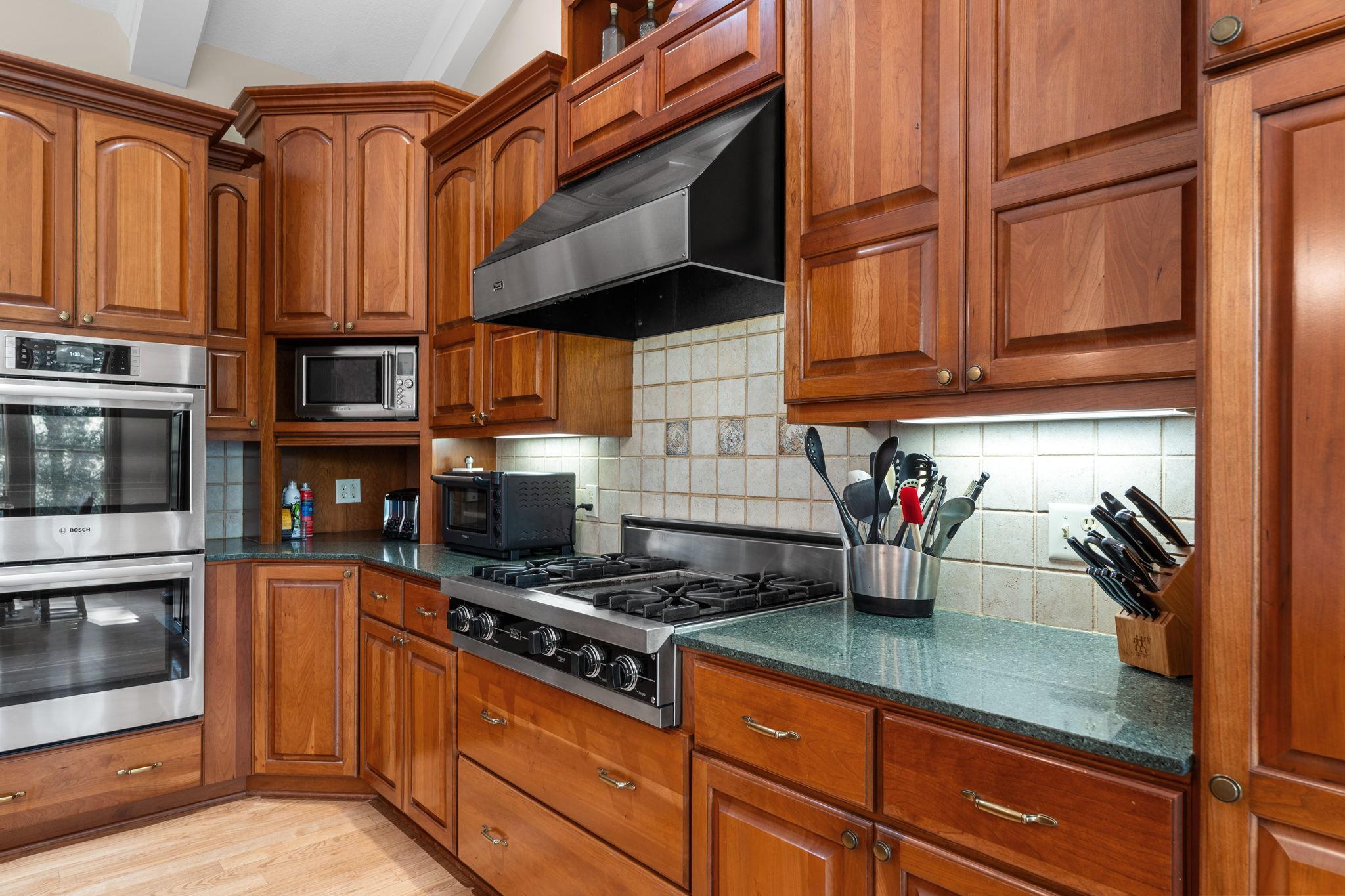 8917 Joliet Avenue N